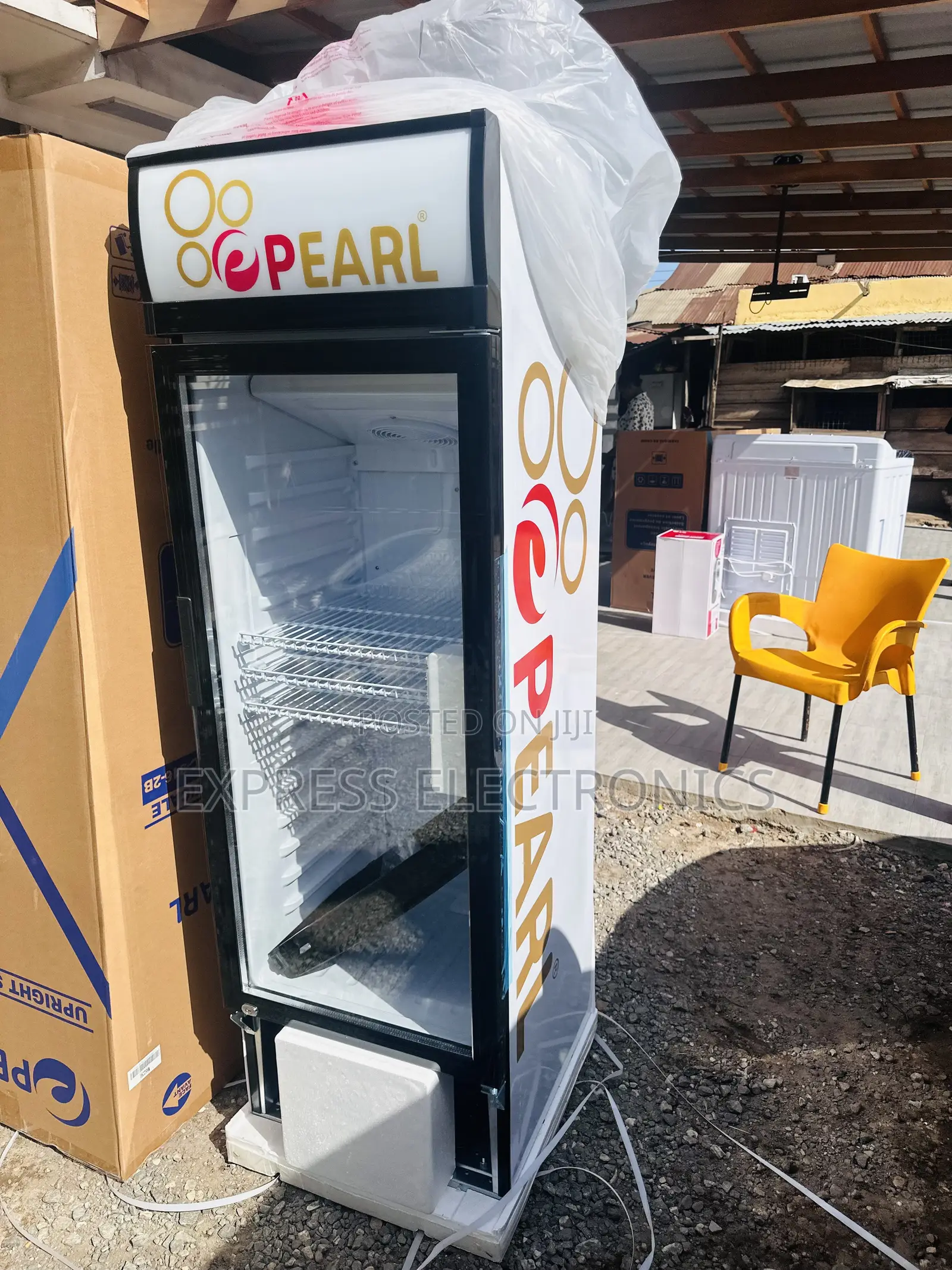 Auto Defrosting Display Fridge Pearl PVC-316