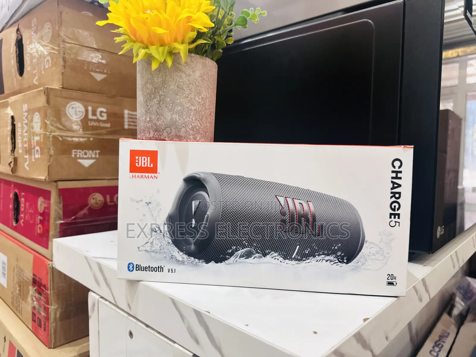Unique Design Black Bluetooth Speaker Charge 5