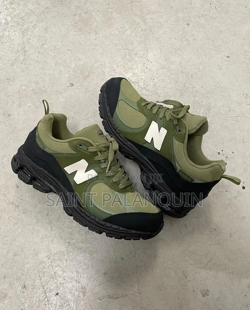 New Balance Sneaker