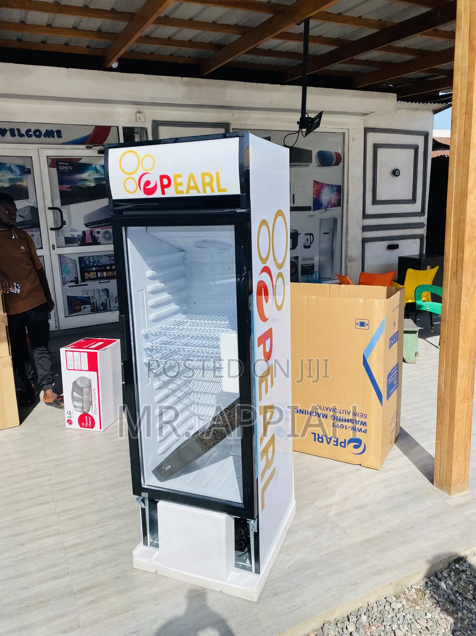 Unique Design Pearl PVC 316-2b Single Door Display Fridge.
