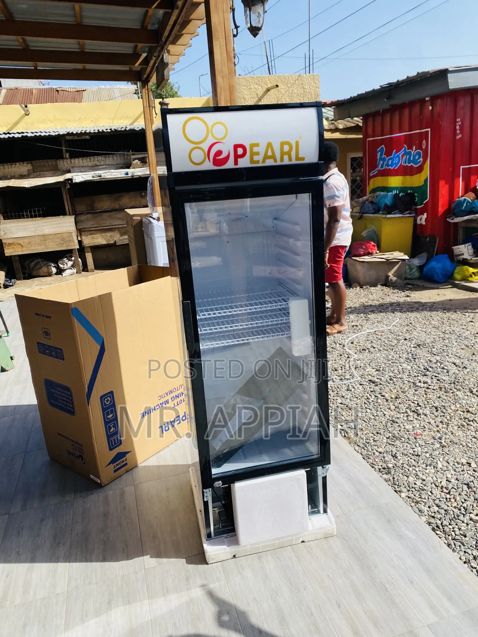 Fast Cooling Pearl PVC-316-2b 1 Door Display Fridge.