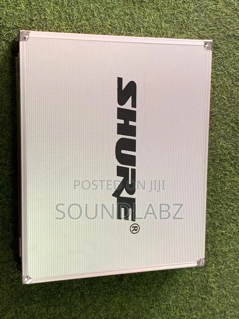 Shure UT282 Wireless Professional Microphone