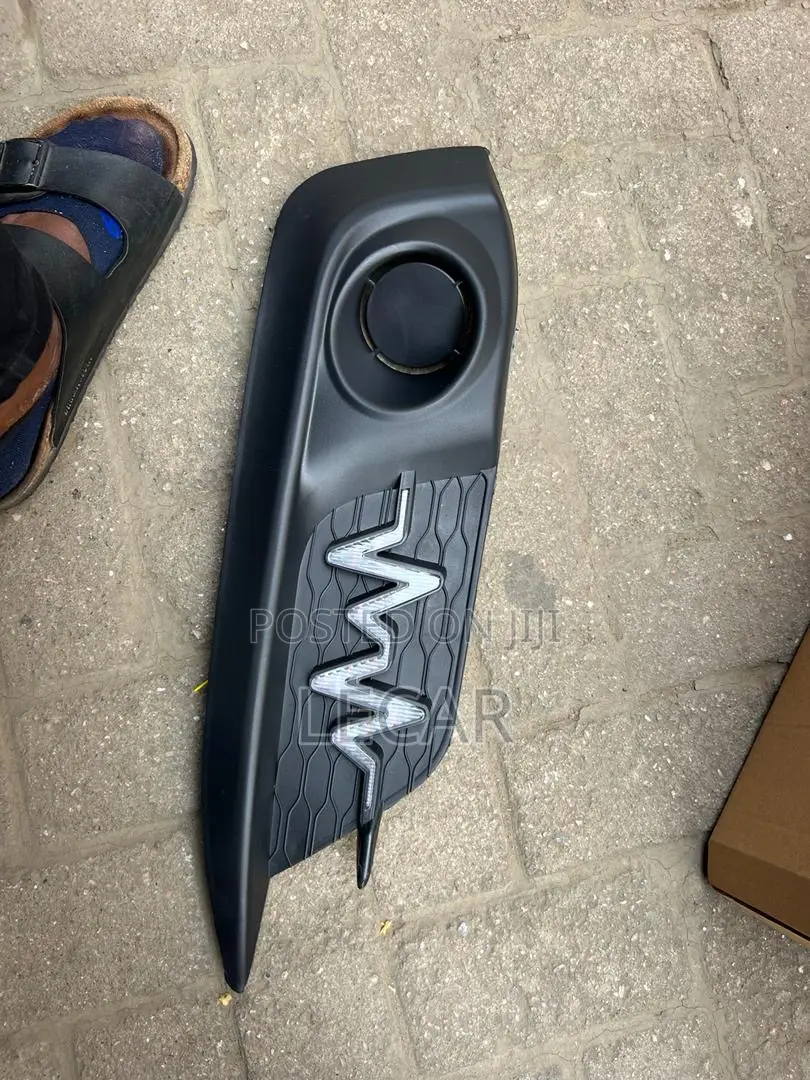 Civic 2016 - 2021 Front Bumper Reflector Light