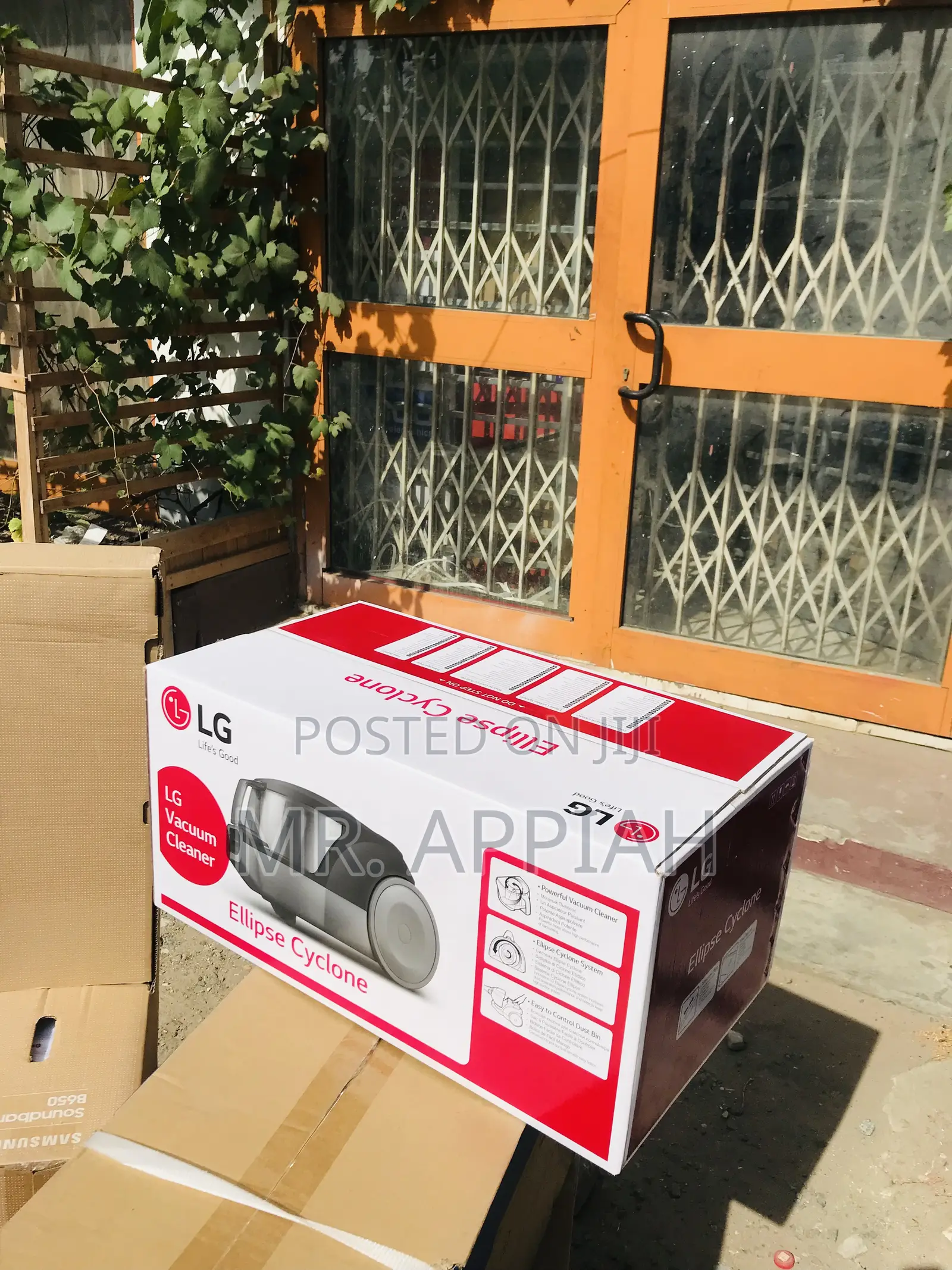 Purchase Classic LG Vacuum Cleaner(2000watt).