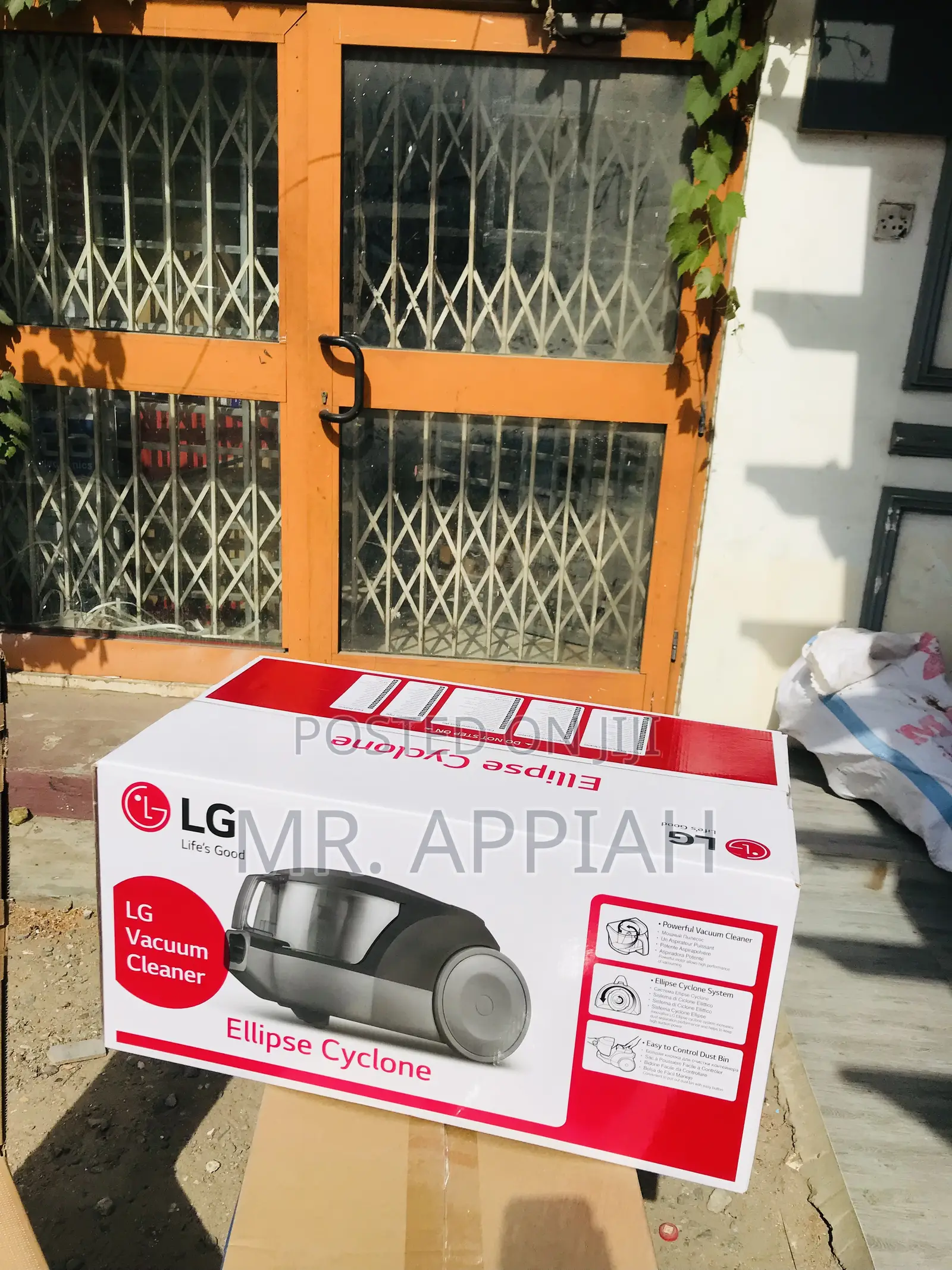 Purchase Original LG(2000watt)Electric Vacumm Cleaner.