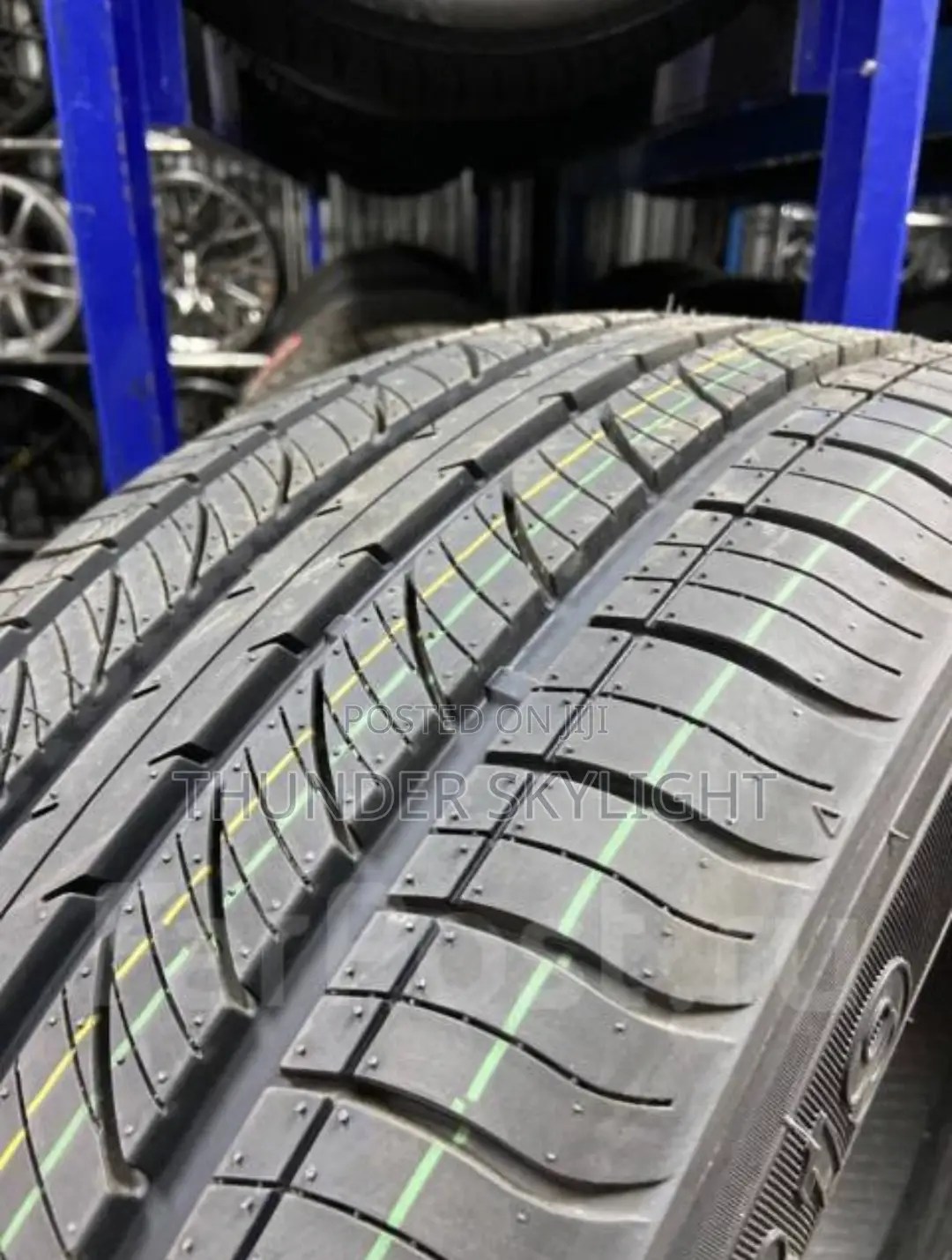 235/55r19 All Season Tyre RYDANZ