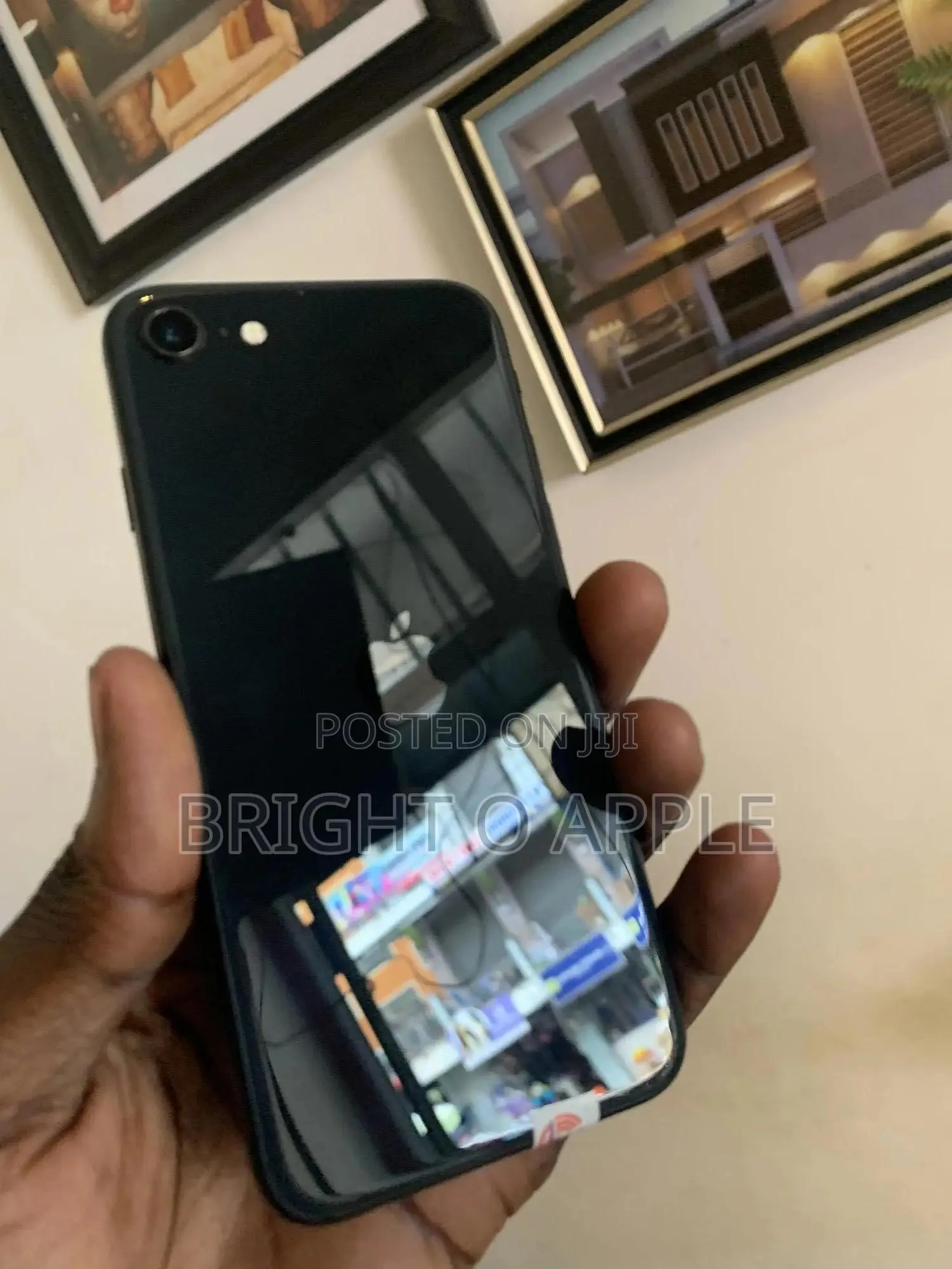 New Apple iPhone SE (2020) 128 GB Black