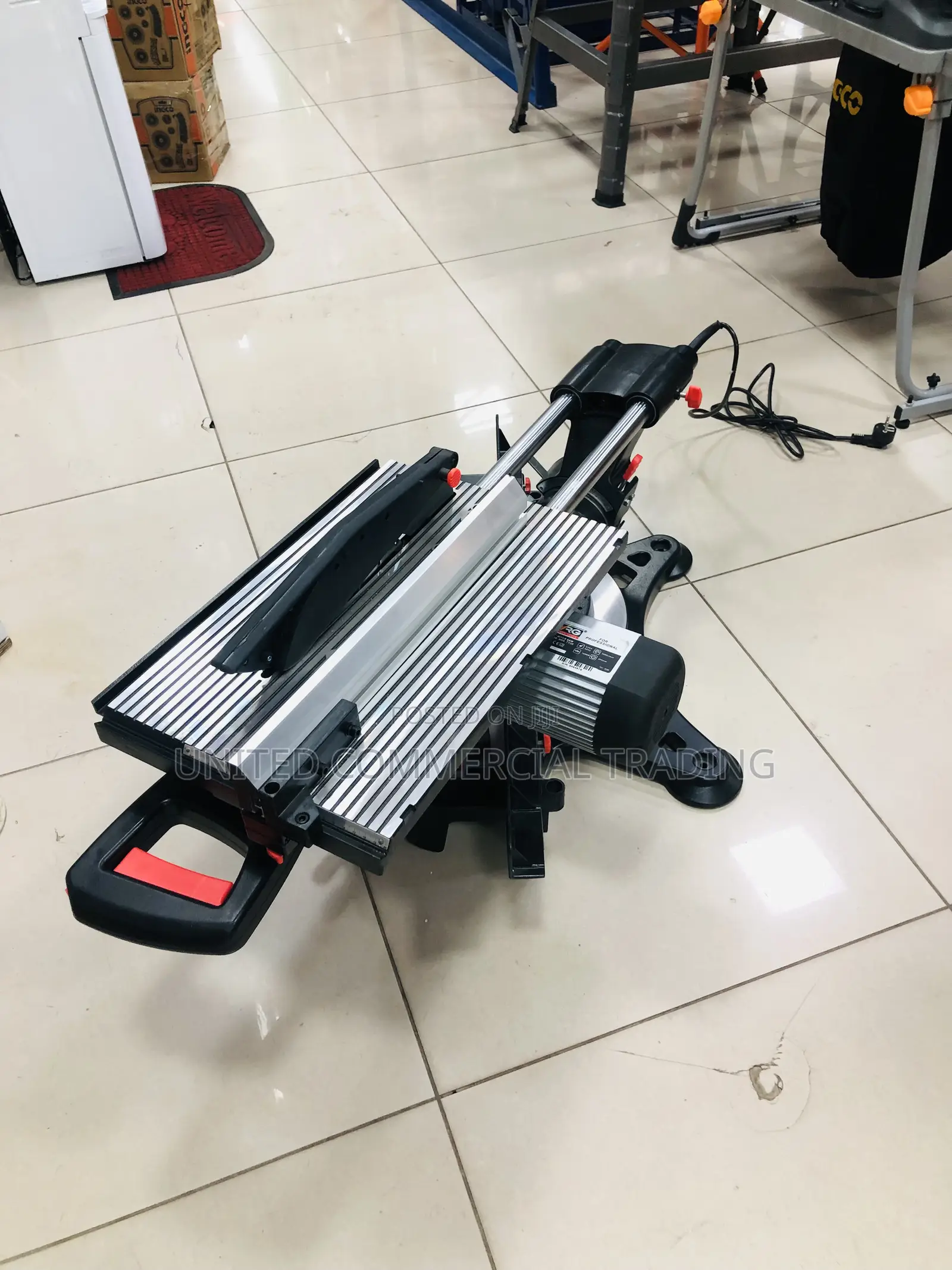 Miter Saw Sliding (1600W 12”)