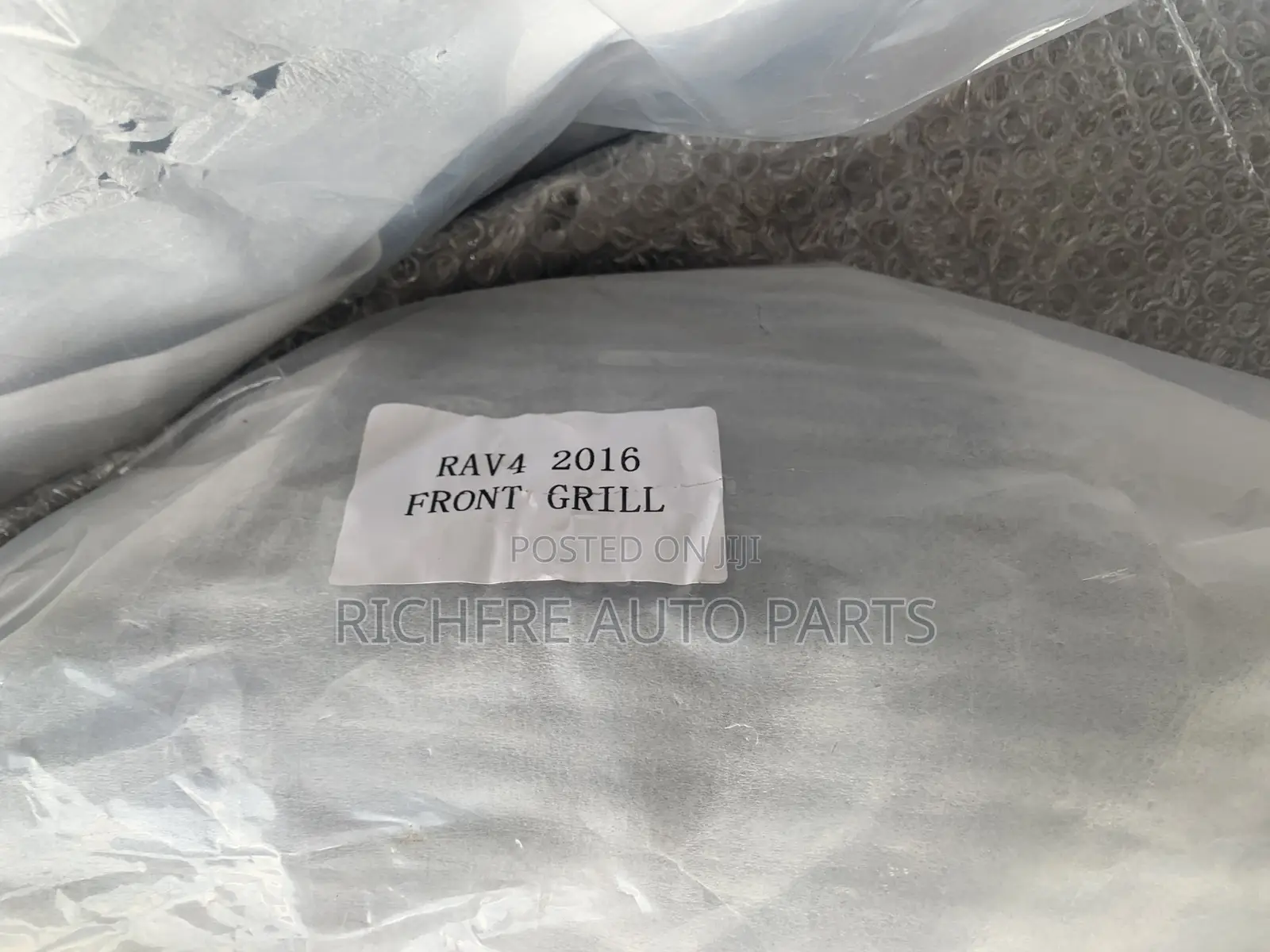 Toyota RAV 4 2016 Front Grille/Shells