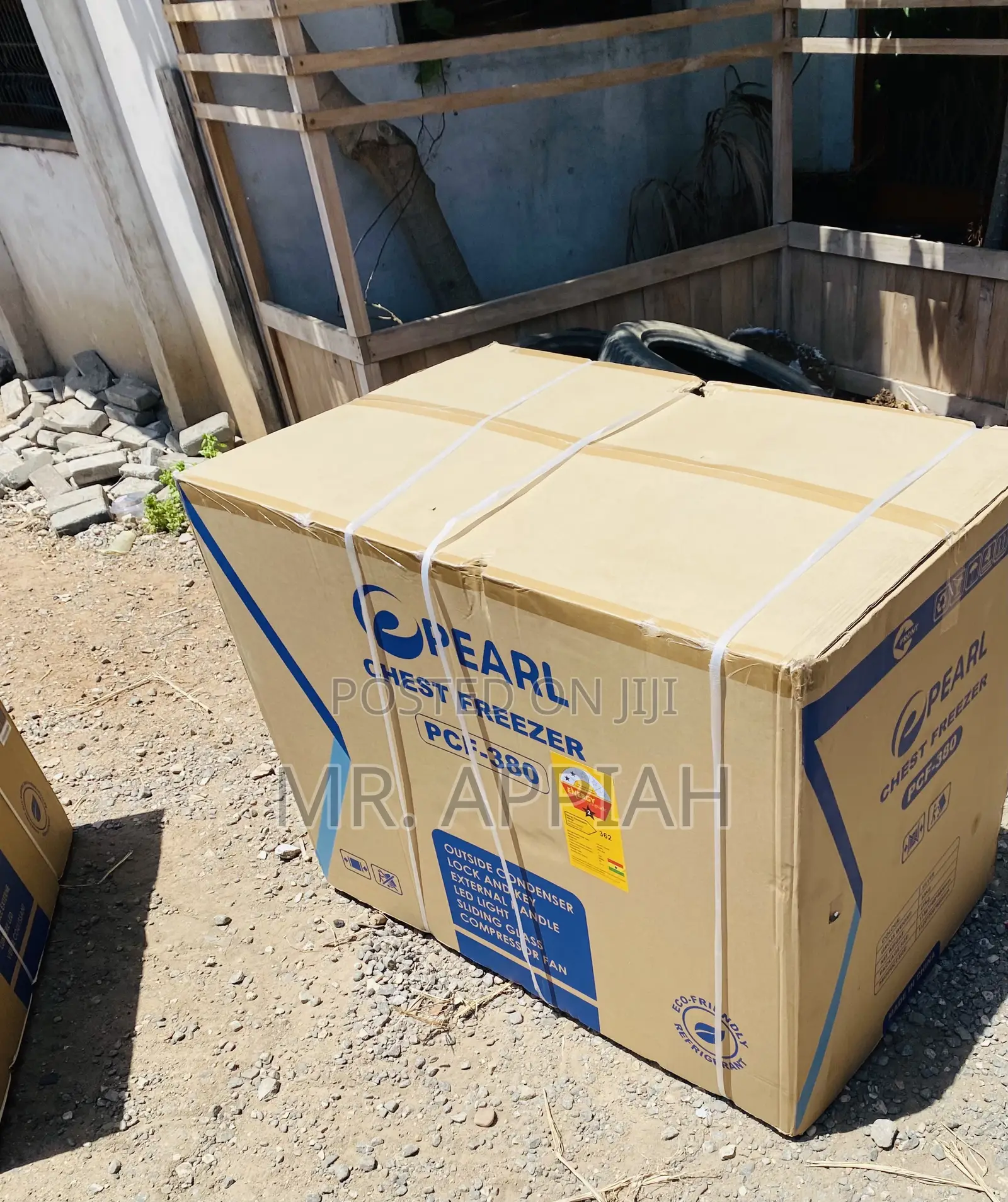 Extremely Chilling Pearl PCF-380 1 Door Electric Freezer