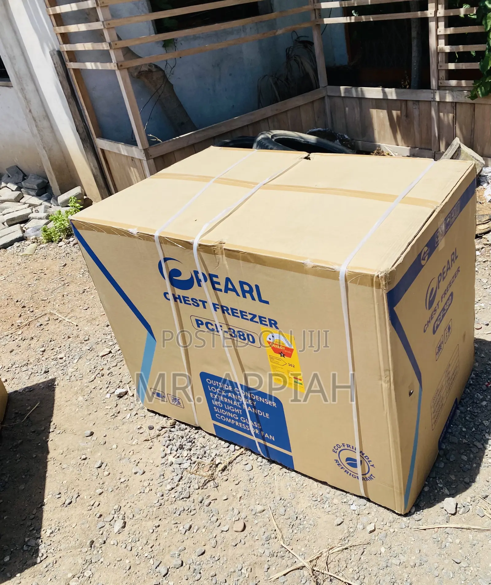 Extremely Cooling Pearl PCF-380 1 Door Electric Freezer.