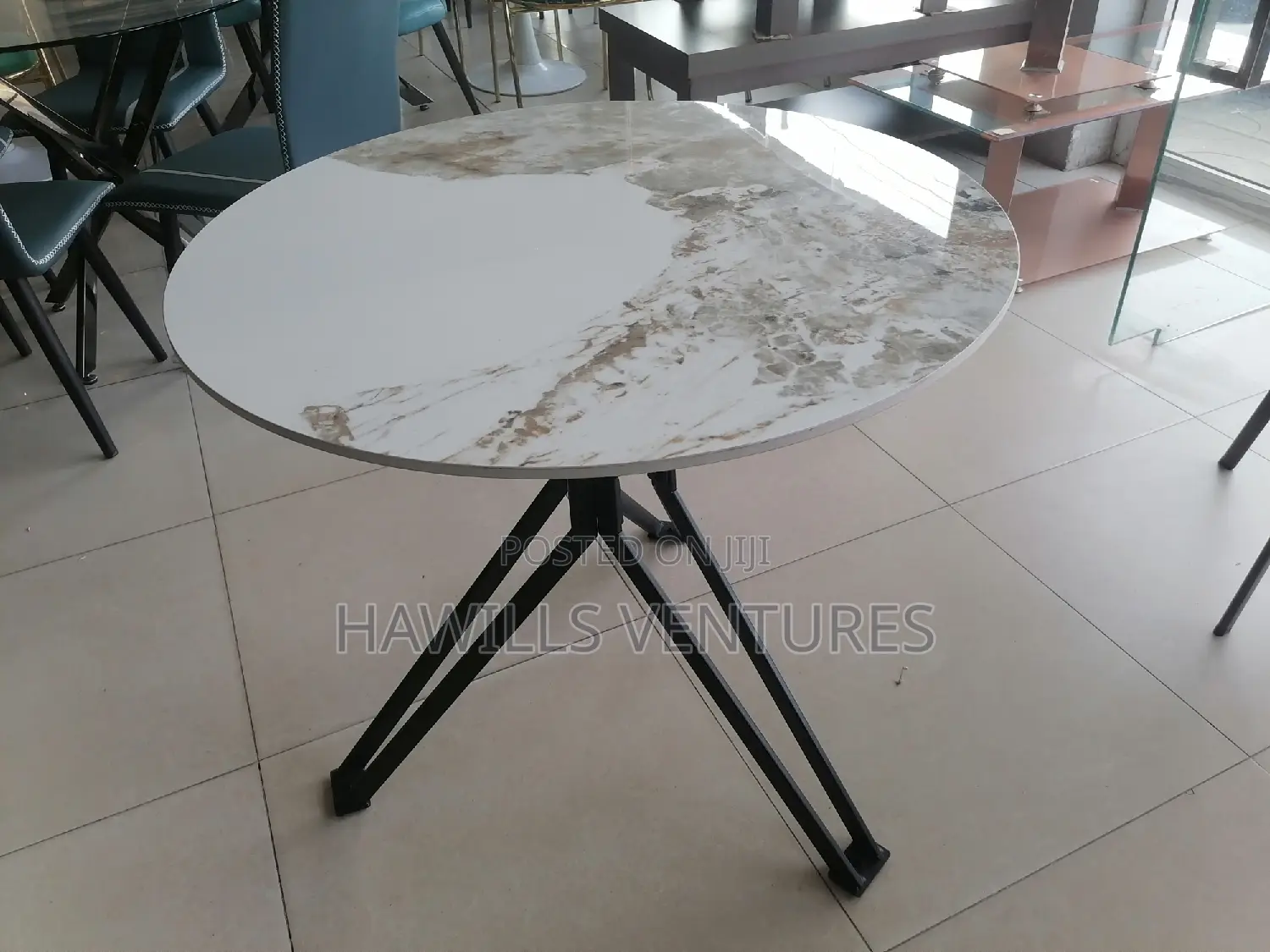 Round Dining Table