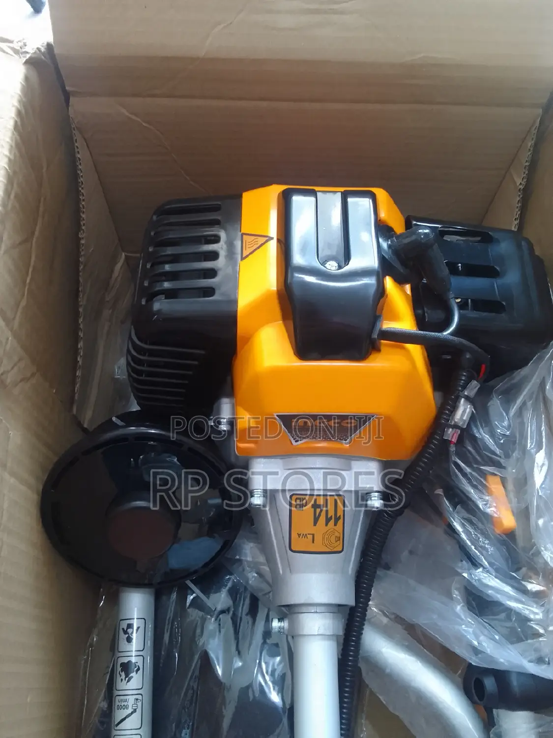 Gasoline Grass Trimmer and Bush Cutter