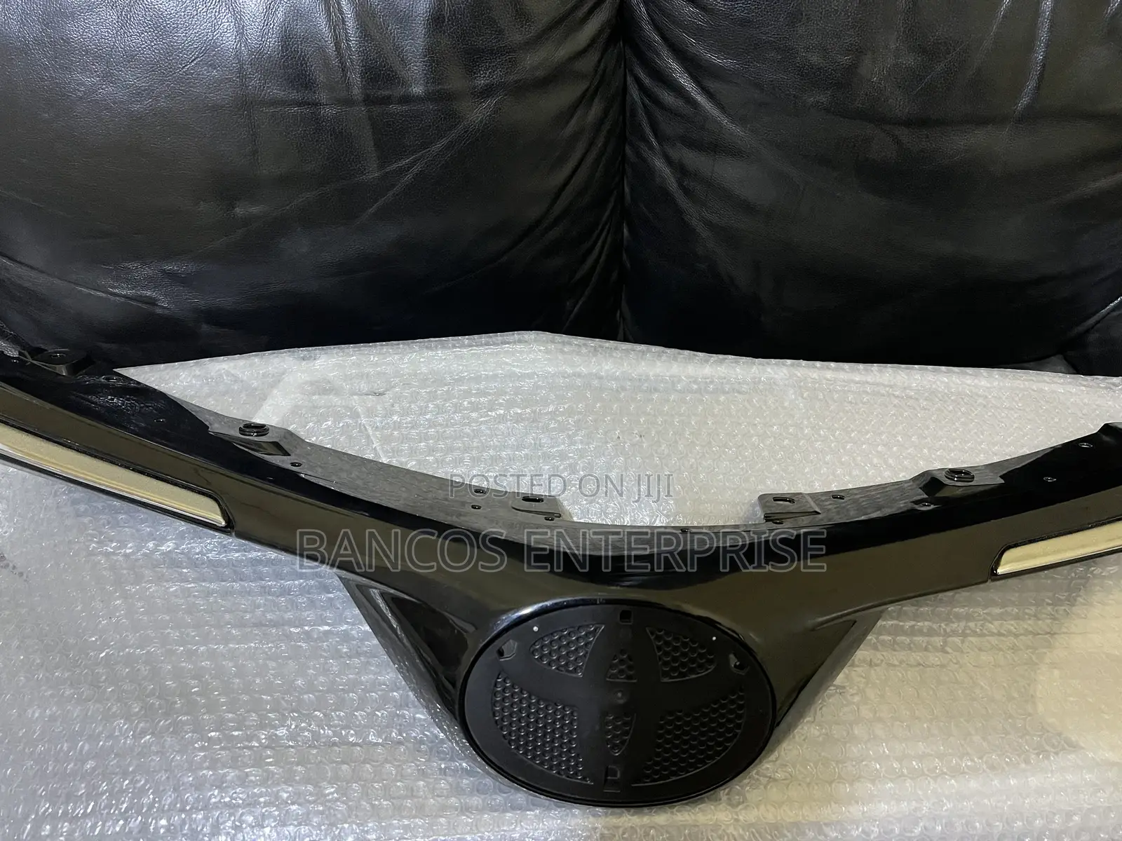 Toyota Rav4 Top Grille 2016/2019