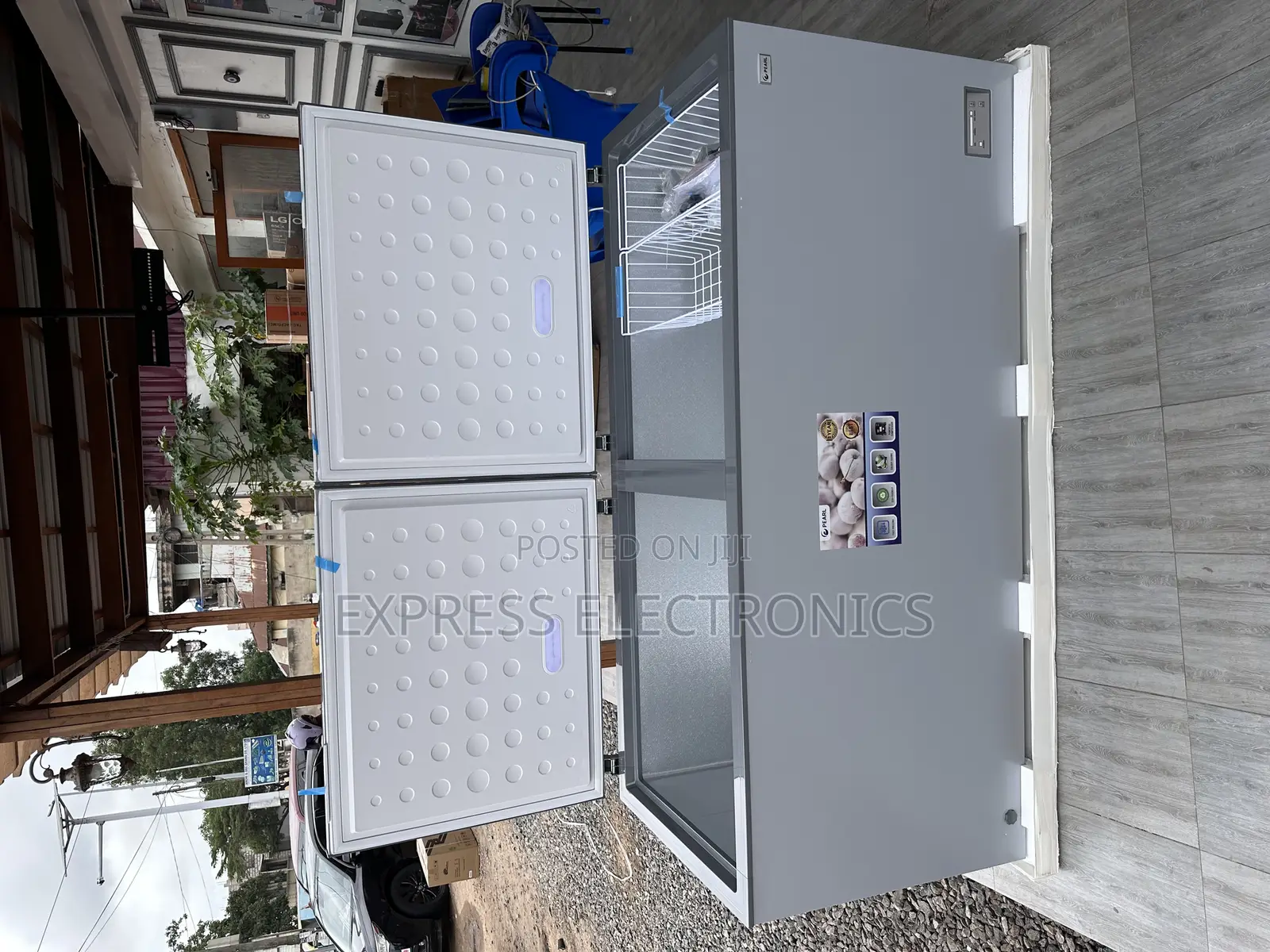 Fast Chill Double Door Pearl Chest Freezer PCF-610