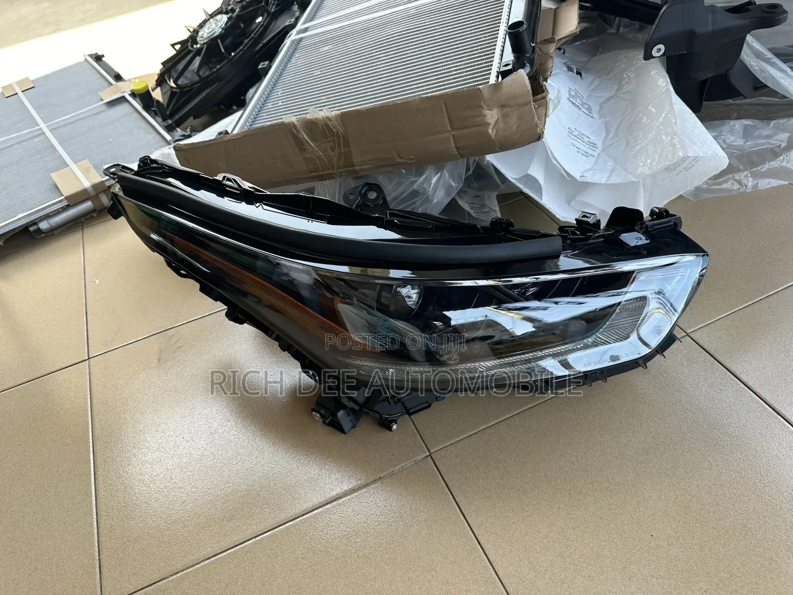 Highlander 2021 Headlight Pair Full LED