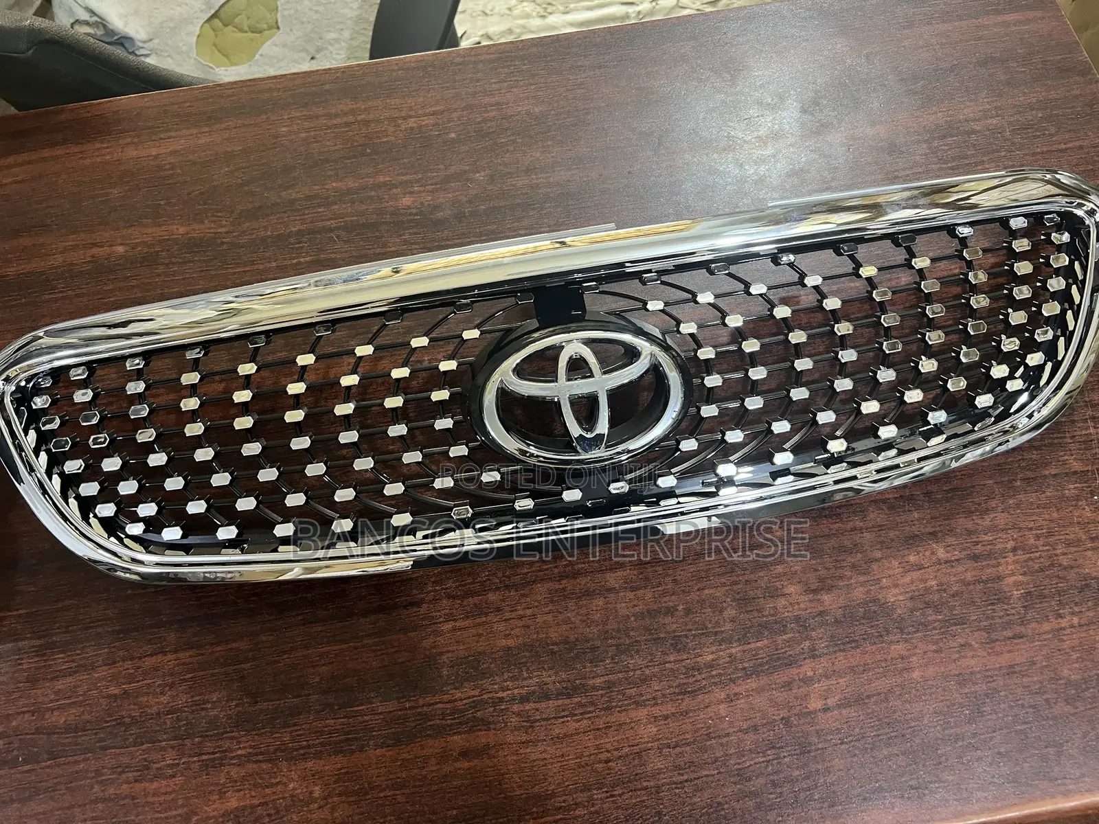 Toyota Corolla 2005 Top Grille