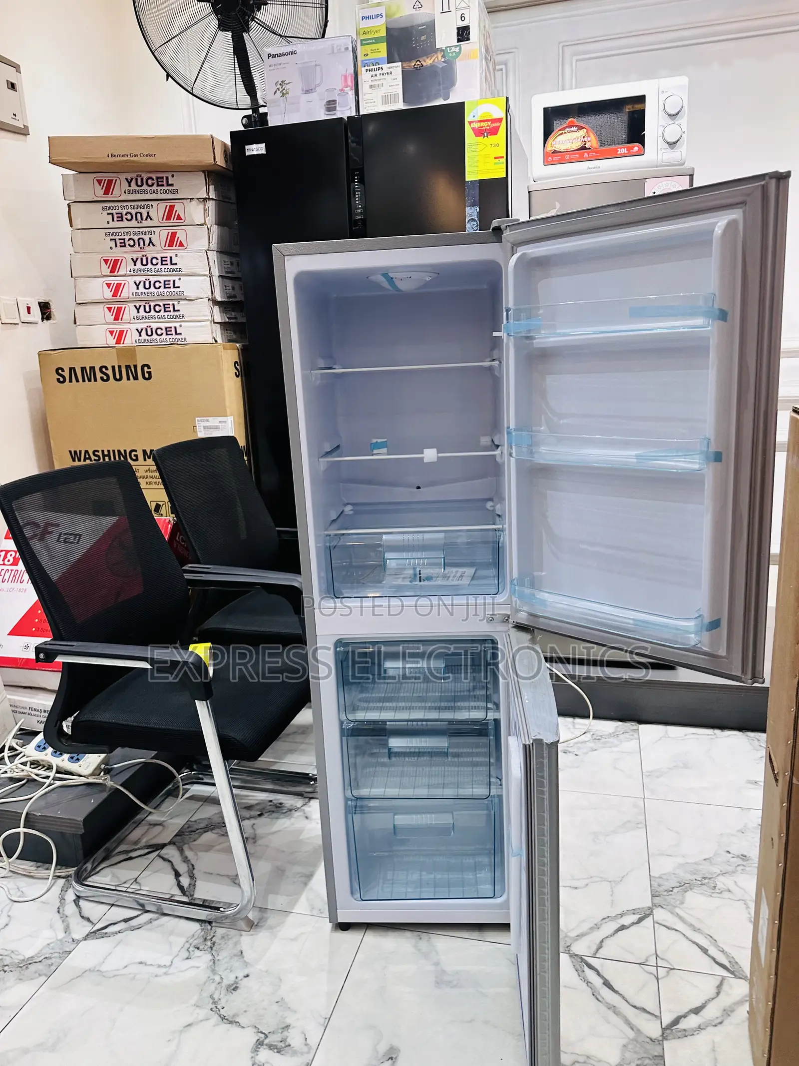 200B Double Door Fridge Pearl Grey