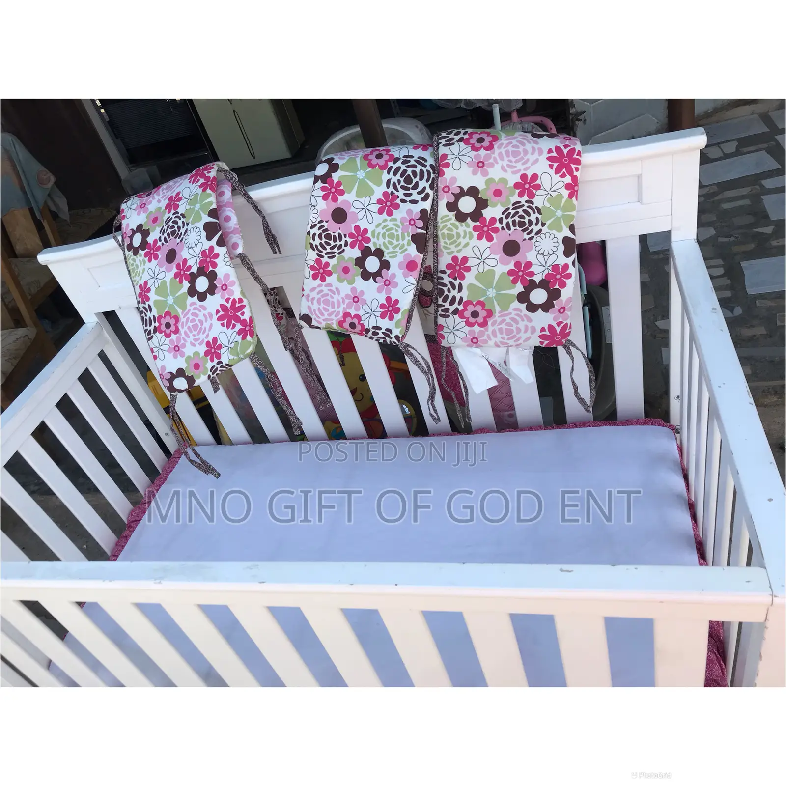 Adjustable Baby Wooden Cot Foreign Use