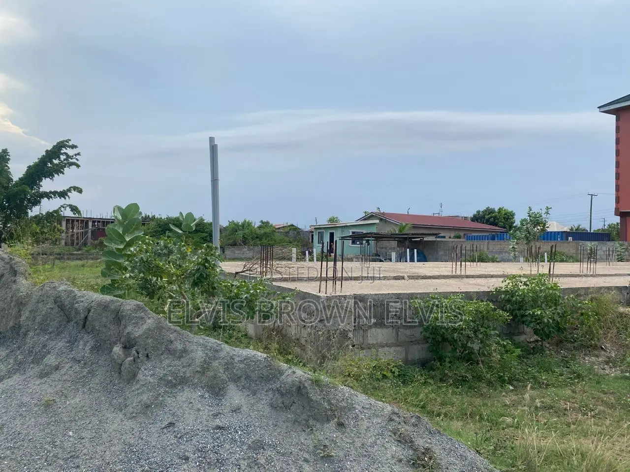 Do You Need a Commercial Land to Buy at Santeo