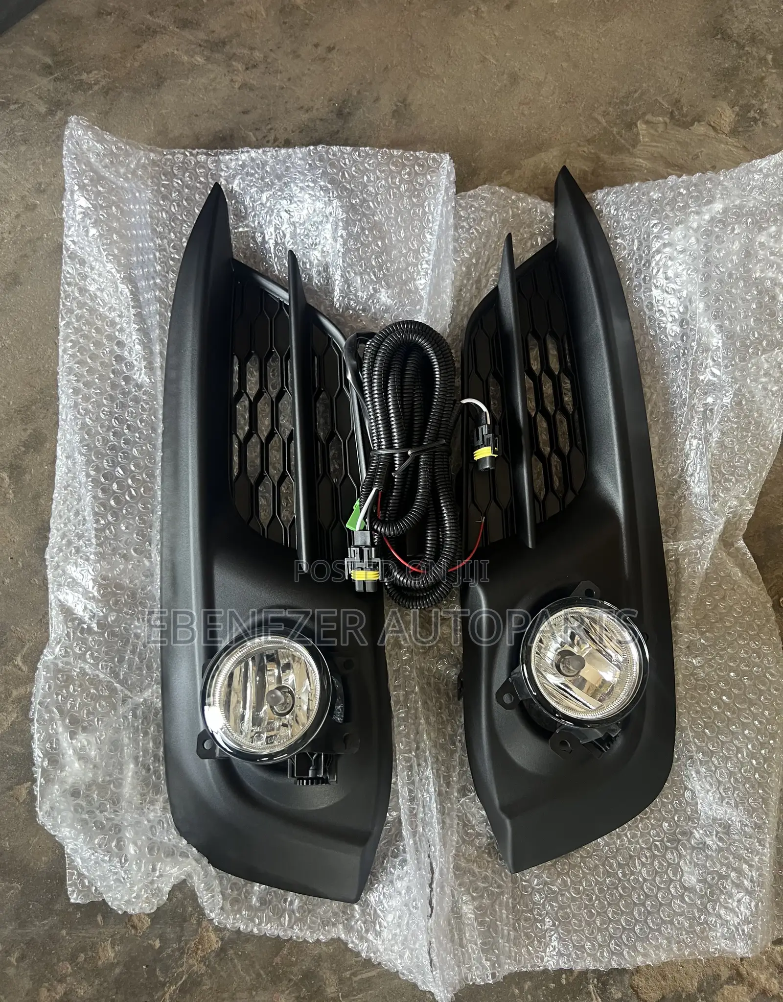 Honda Civic 2016,2017,2018 Fog Lights and Covers Set