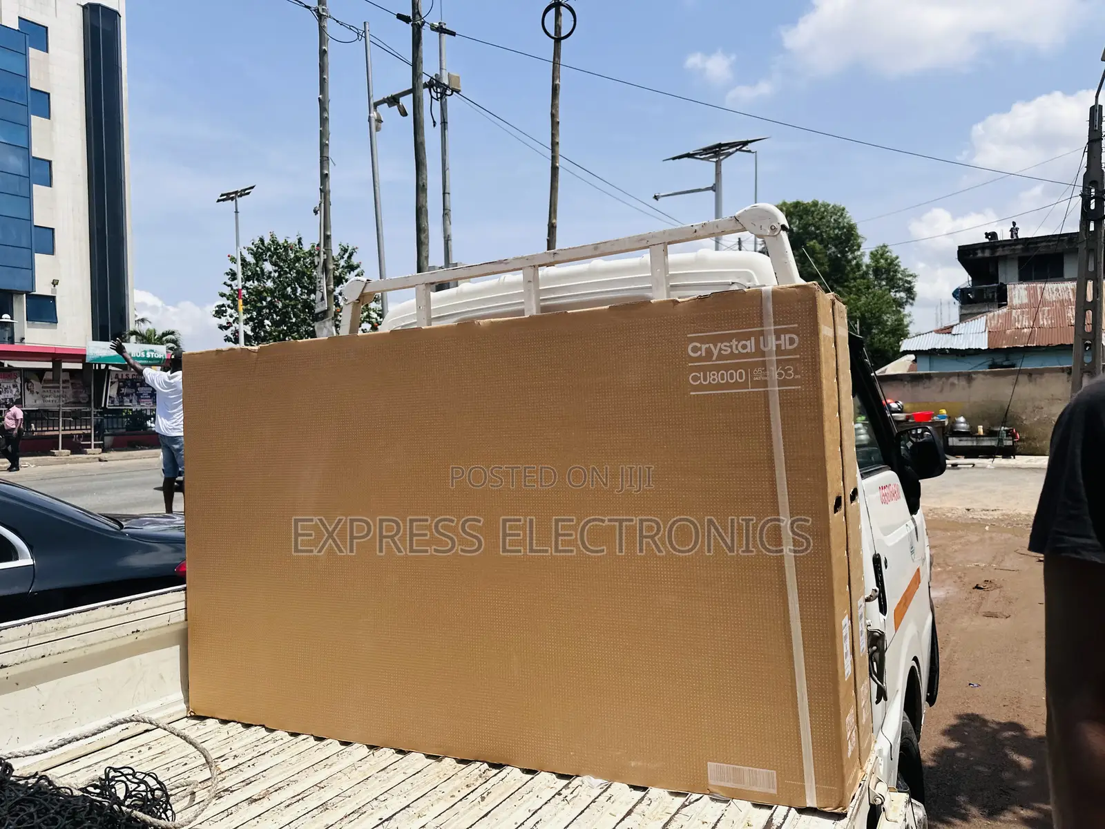 Samsung UHD Smart Glossy Sleek Slim 65”Cu8000