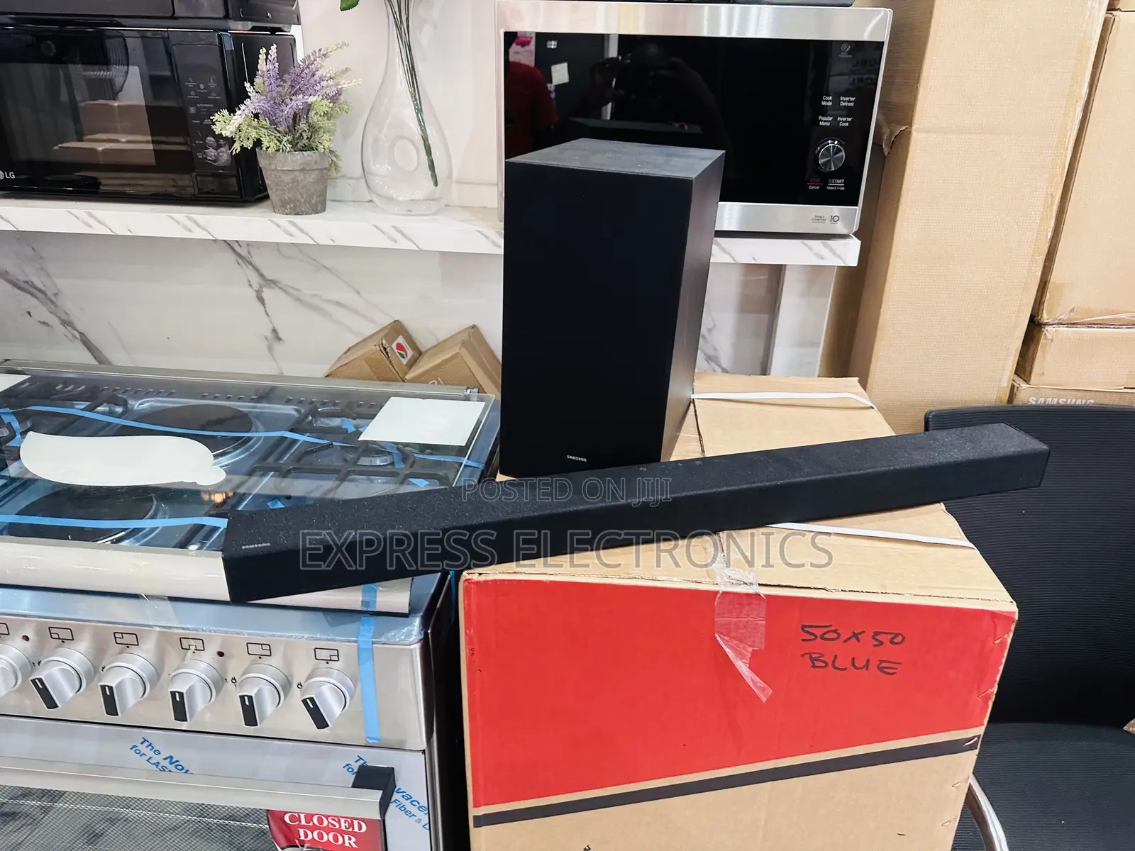 Samsung A450 Sleek New Soundbar With Woofer