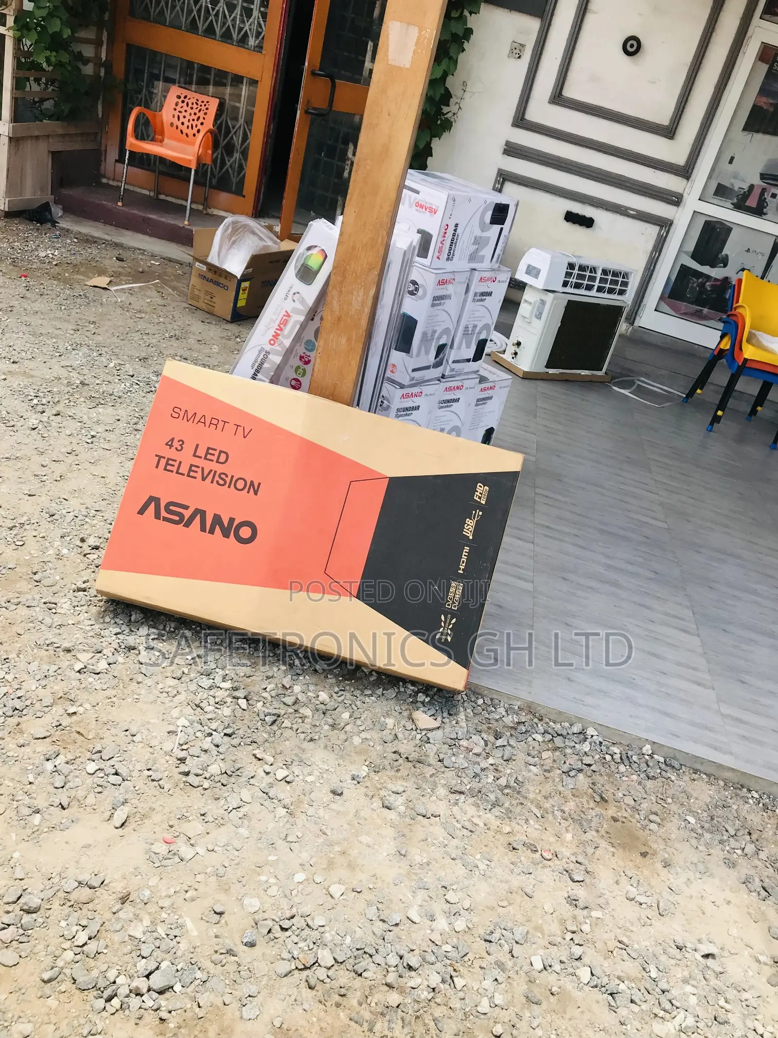 Smart Black Asano 43 Inches Glossy UHD Led Tv