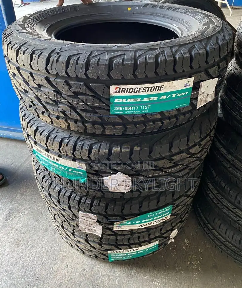 265/65r17 Bridgestone All Terrain Tire Dueler a/T