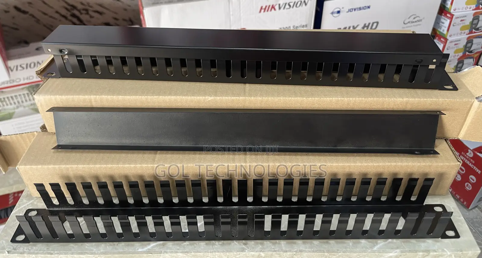 1U Networking Cable Manager or Organizer Rack Mountable