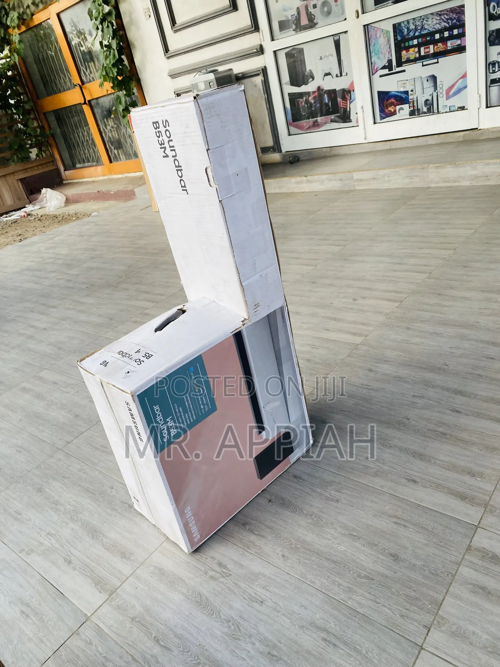 Unique Design Samsung B53 M Bluetooth Sound Bar System.