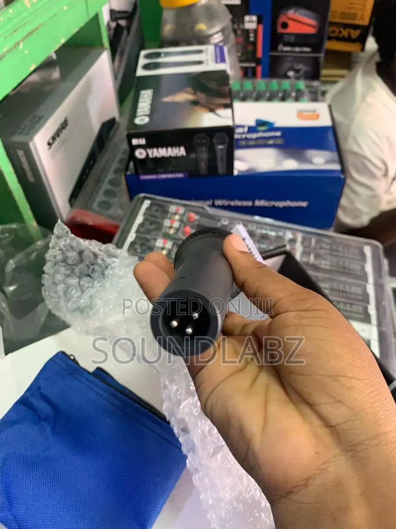 Akg D7 Vocal Dynamic Cord Microphone
