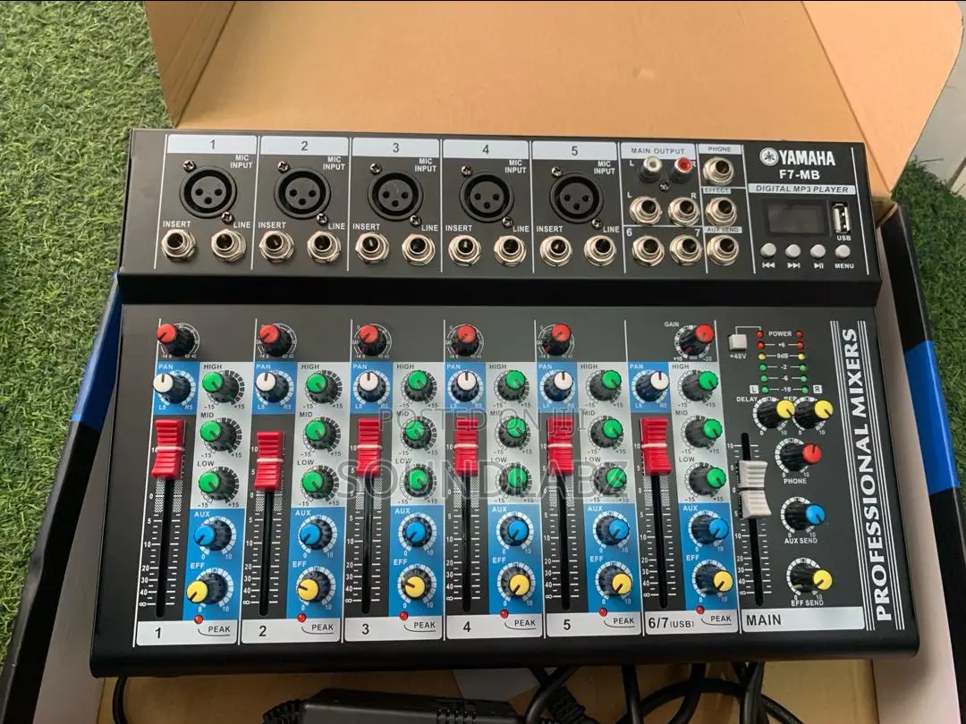 Yamaha 7 Channel Audio Mixer With USB Phantom Light.