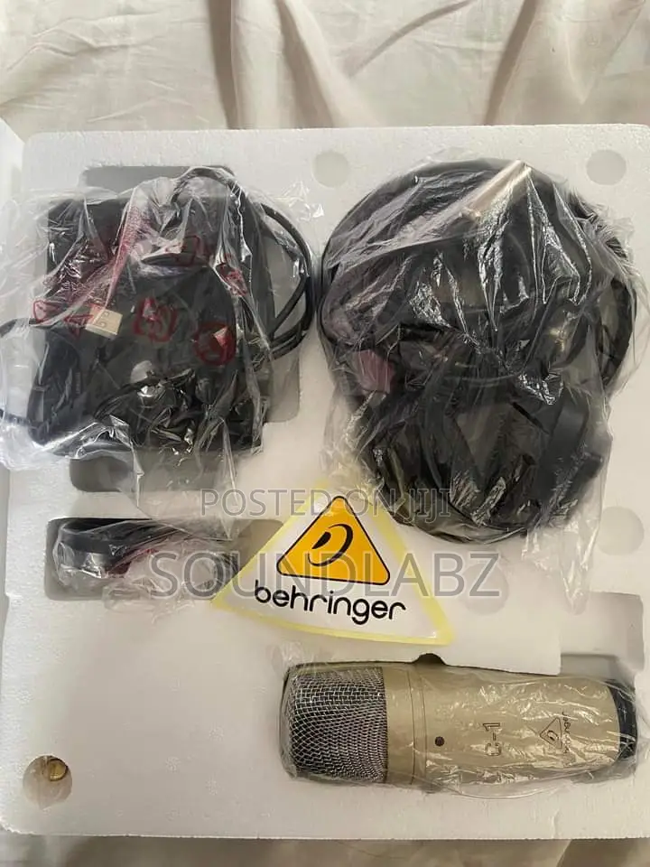 Behringer Recording / Podcasting Bundle Set U-Phoria Studio