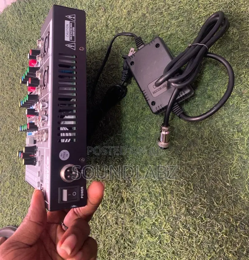 Yamaha F4-Mb Analog Mixer With Usb Digital Mp3 Player
