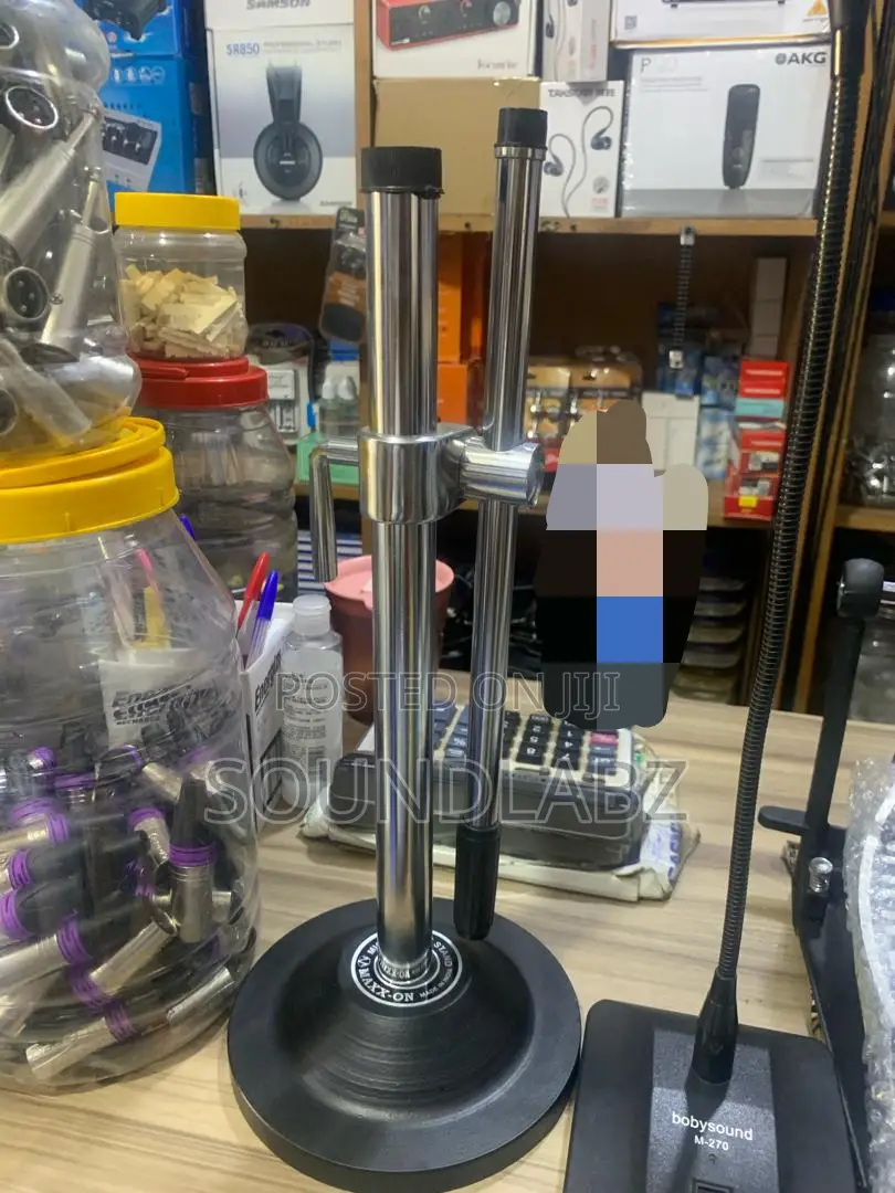 Maxx-on Tabletop Microphone Stand
