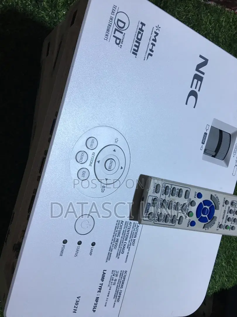 Ultra High UK Pre Owned NEC PROJECTOR