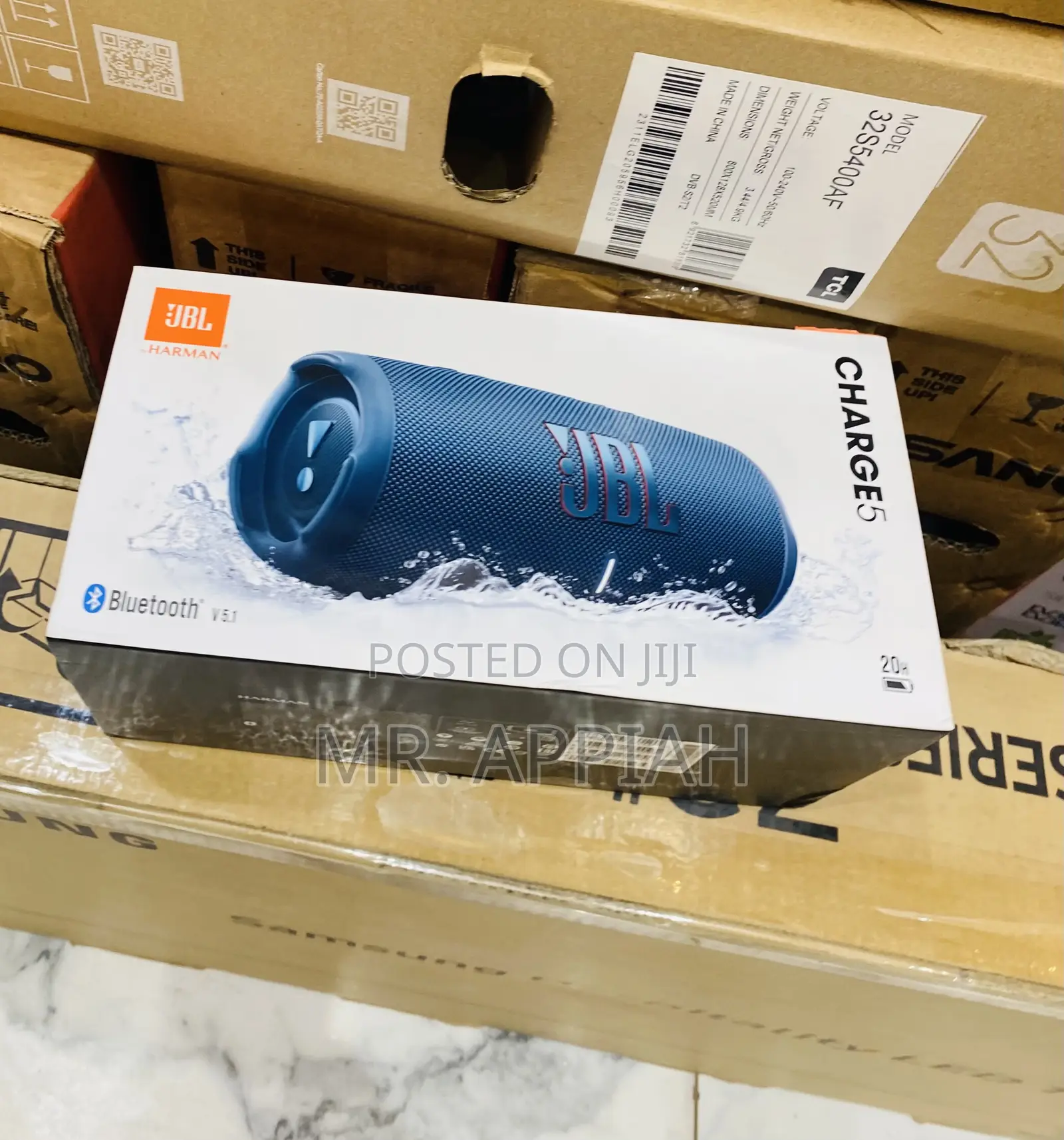 Elegant JBL Charge 5 Waterproof Bluetooth Speaker(Blue).