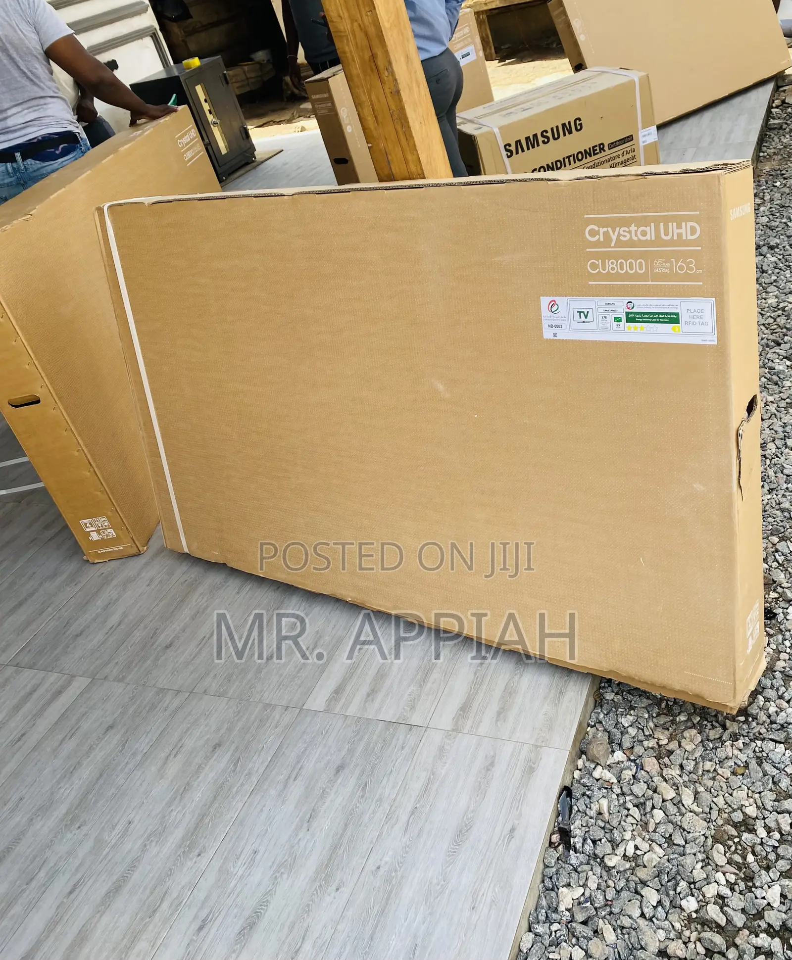 Well Design Samsung 65CU8002 65” Crystal Uhd Electric Tv.