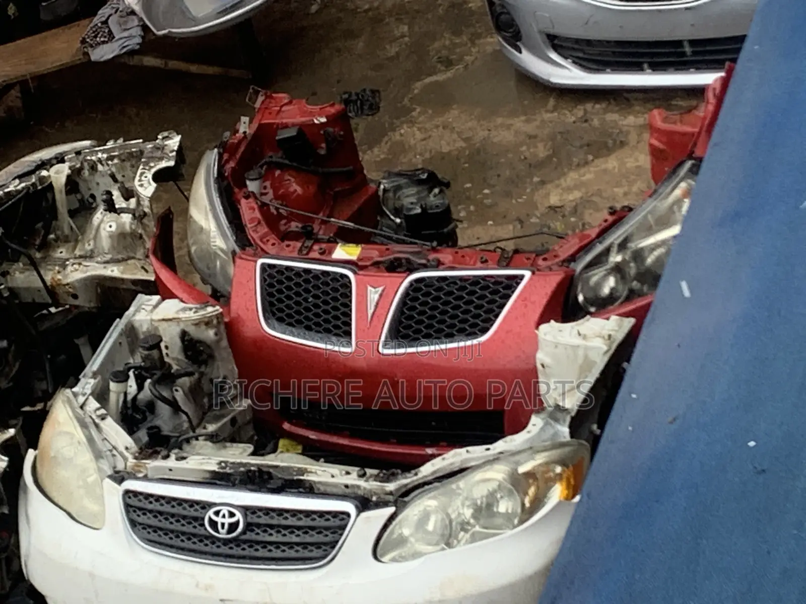 Toyota Corolla 2006 Front Cut