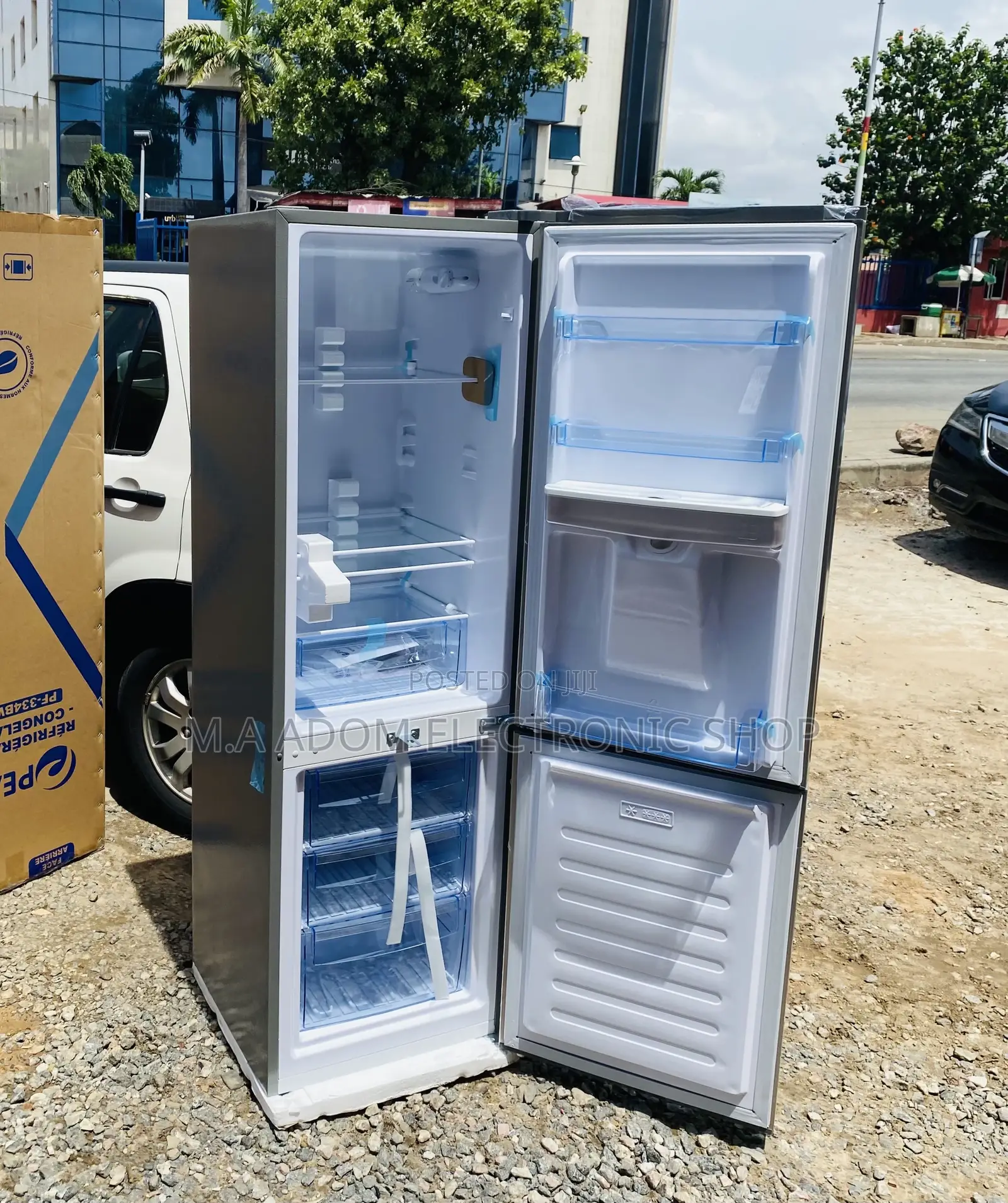 Authentic Pearl PF-390 Double Door Electric Refrigerator.