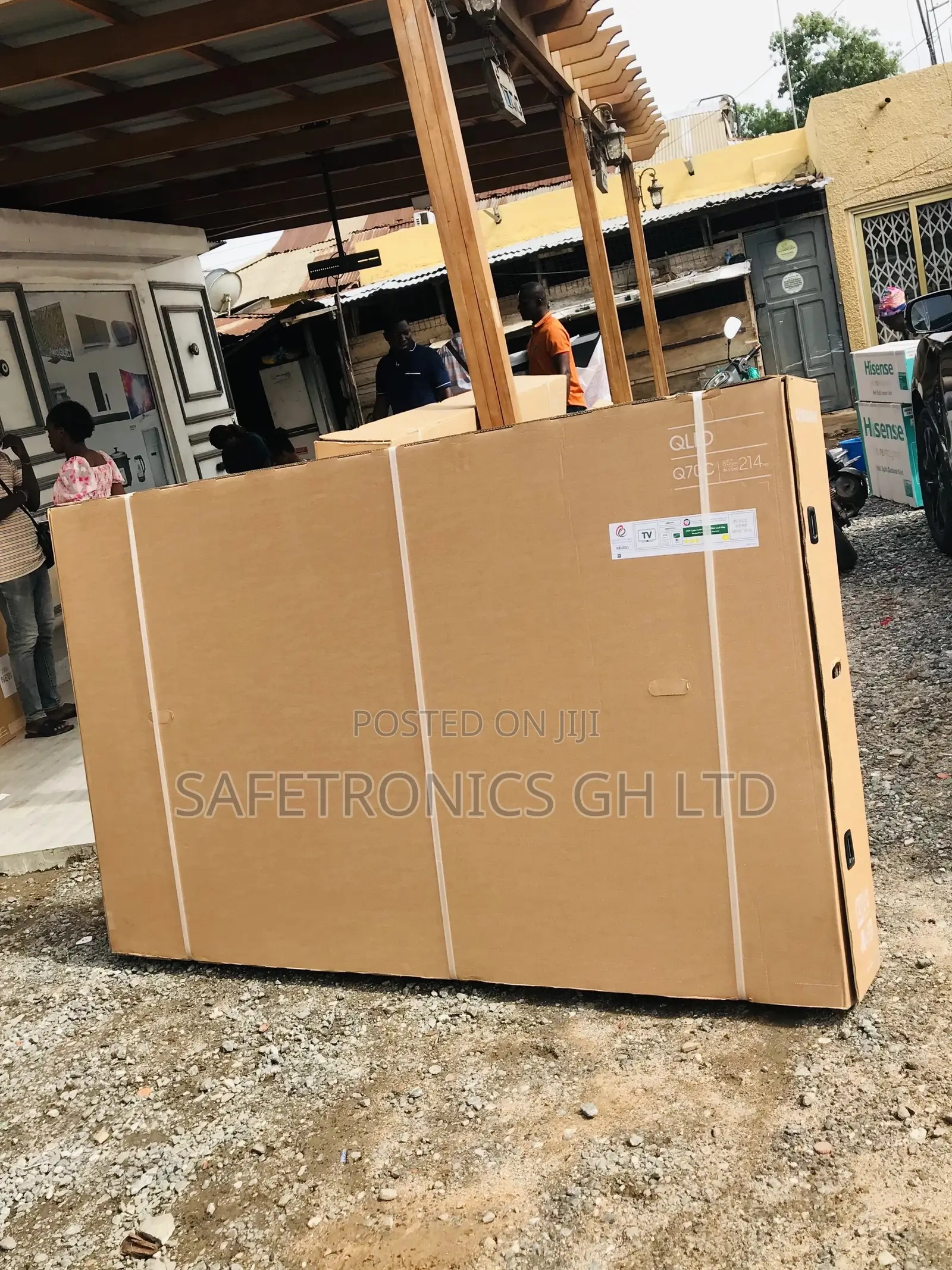 85 Inches Glossy Smart Samsung Q70c Qled Uhd Tv
