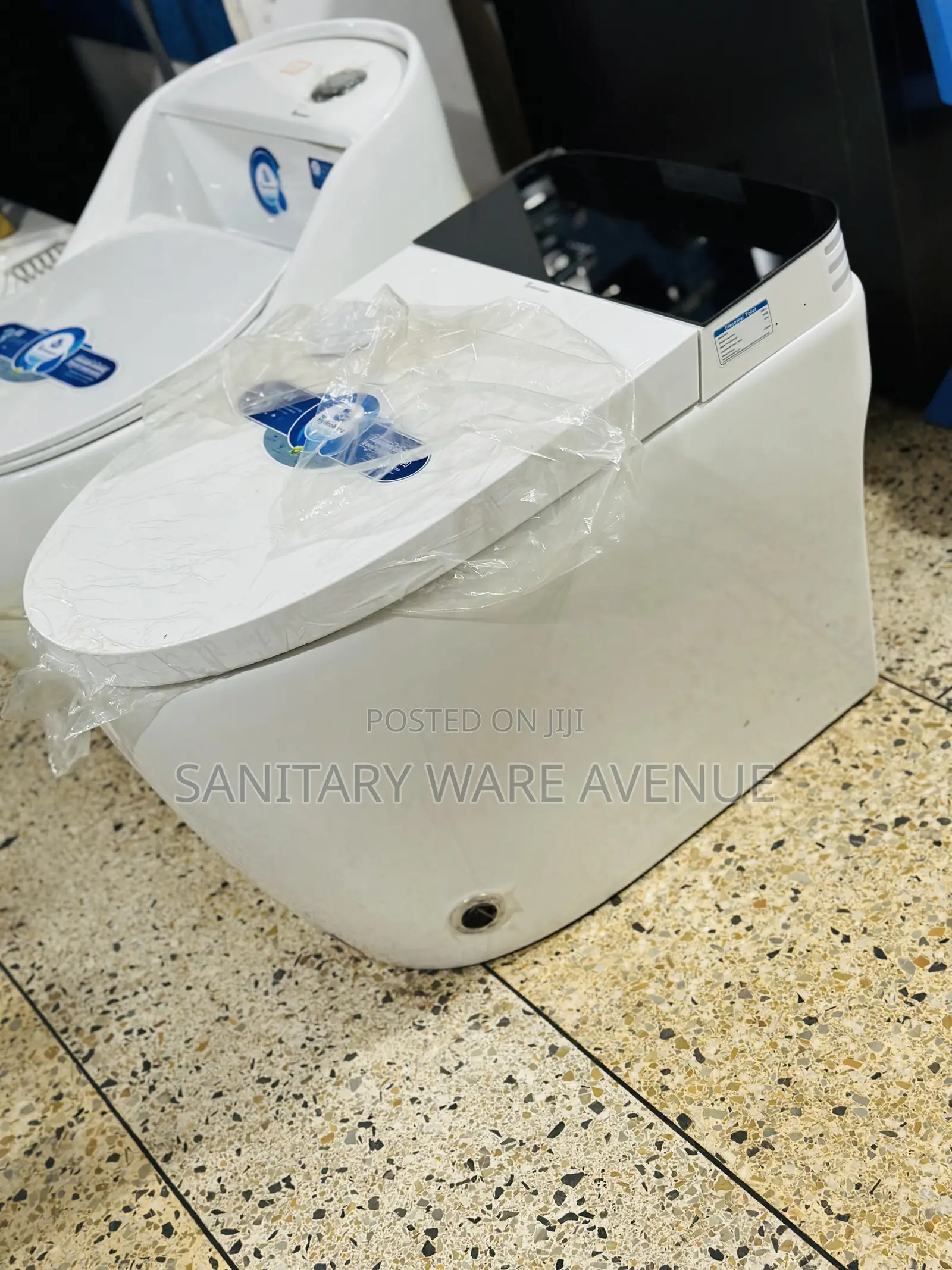 Intelligent Toilet - Smart Water Closet - Remote Sensor Wc