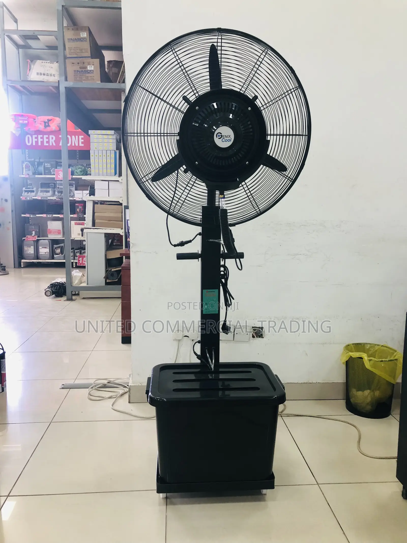Mist Fans (Black)