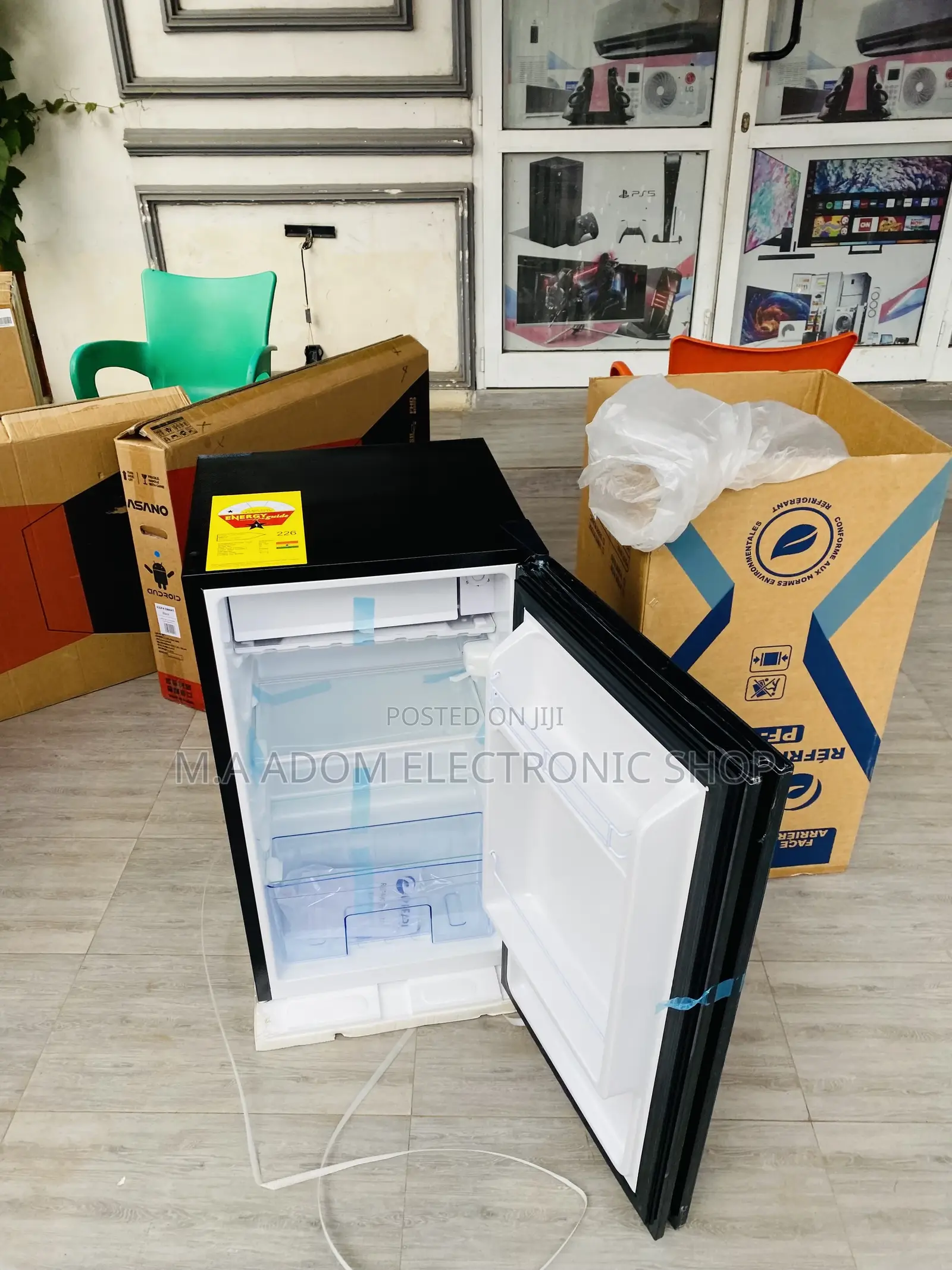 Extremely Chilling Pearl Single Door Table Top Fridge.