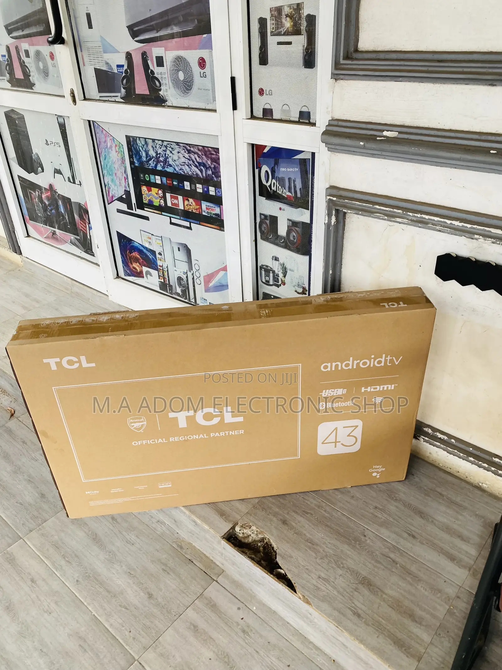 Sleek Design TCL 43S5400 43 Inch Full HD Led Tv.