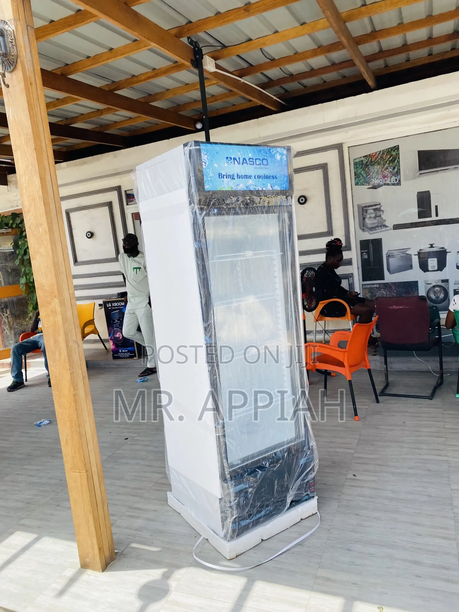 Extremely Cooling Nasco 1 Door Display Fridge(Nasfl400-1dr)