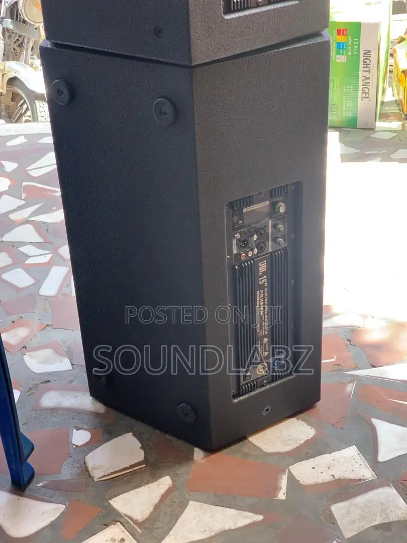 JBL PRX615X Half-Range 15-Inch Active Speakers