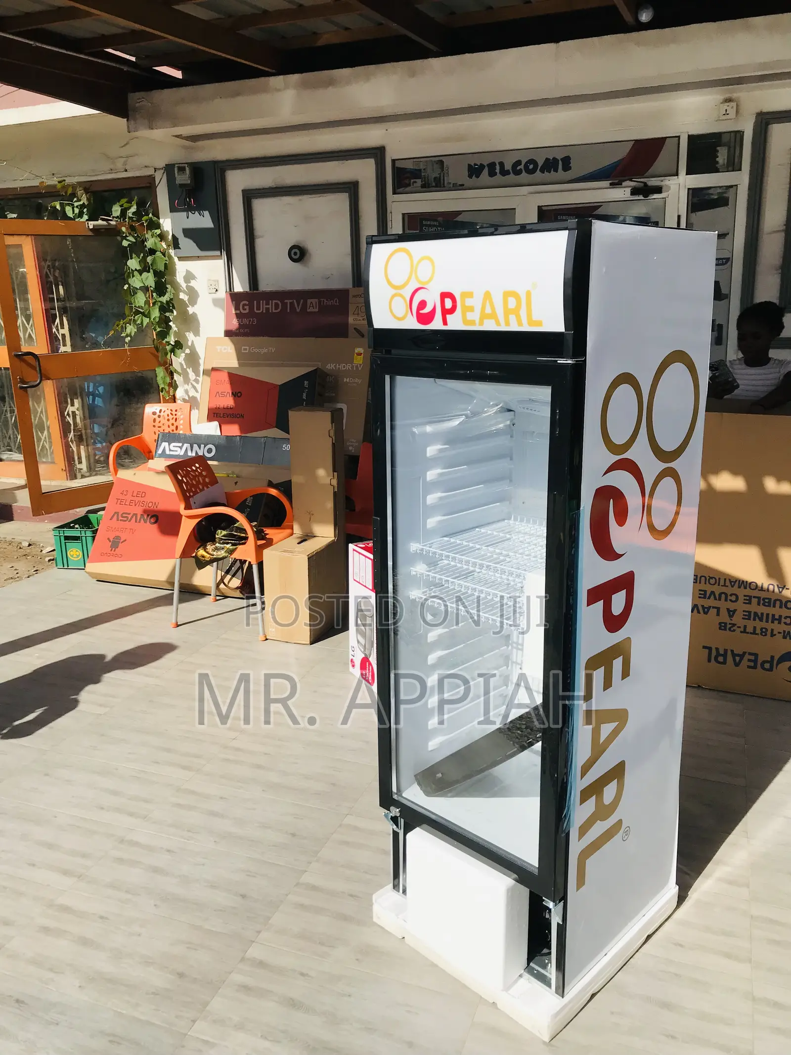 Affordable Pearl PVC 316 1 Door Electric Display Fridge.