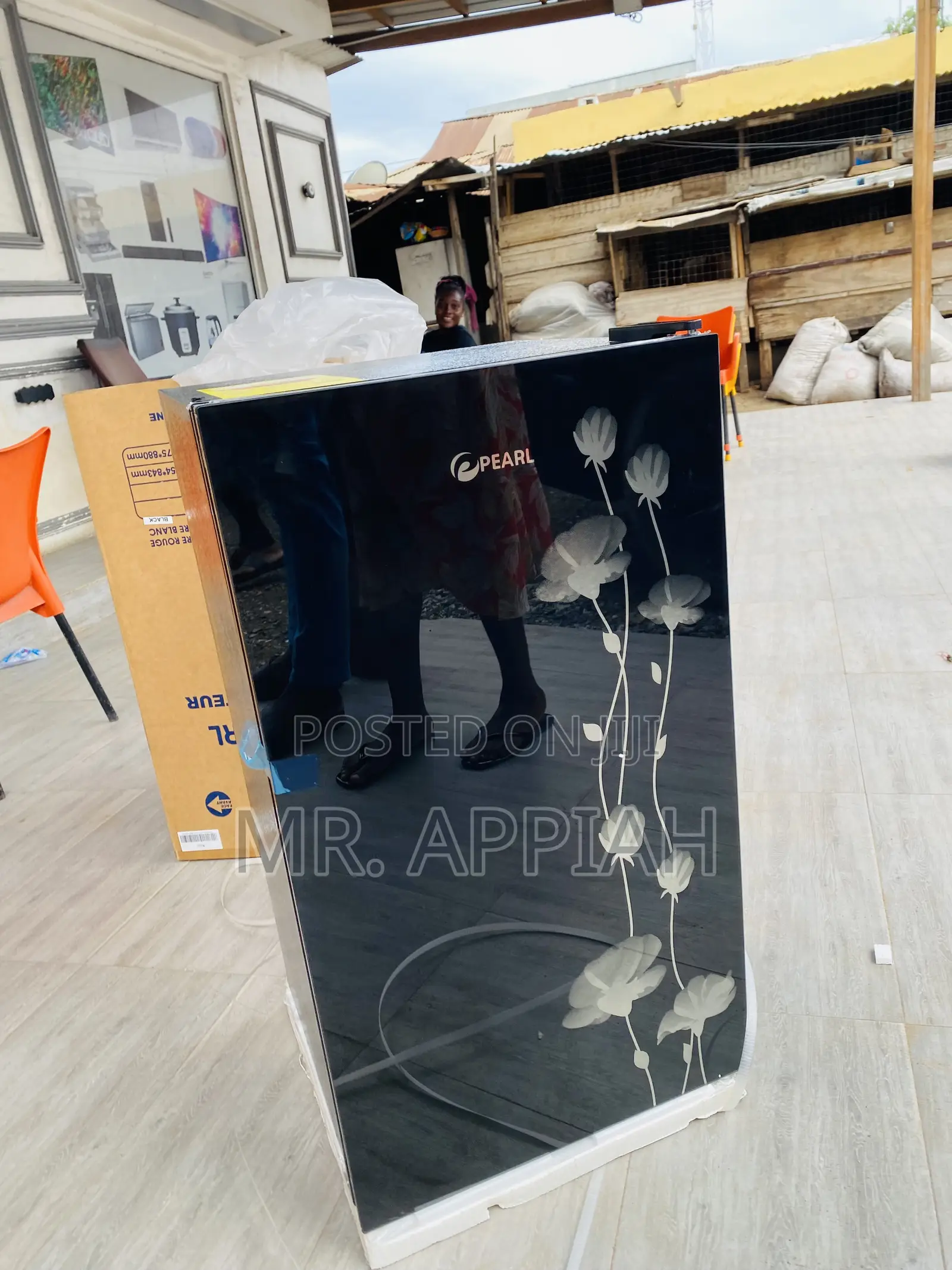 Affordable Pearl Single Doo Electric Table Top Fridge.